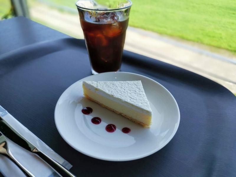 ナイタイ高原牧場ナイタイテラス　チーズケーキ