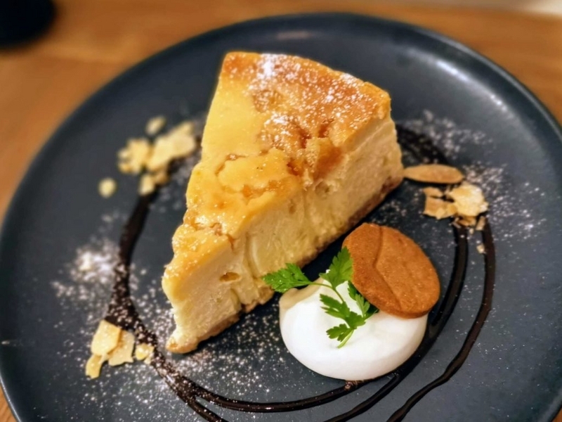 新宿move cafe はちみつレモンのNYチーズケーキ (10)