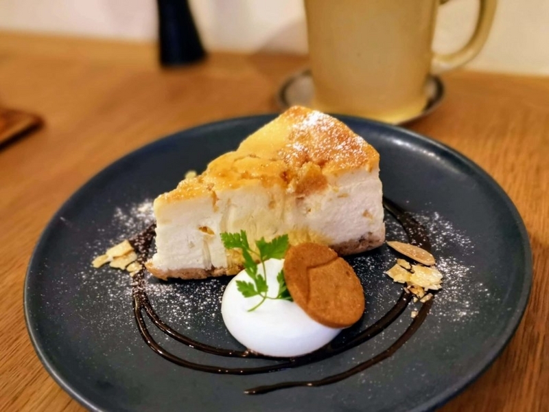 新宿move cafe はちみつレモンのNYチーズケーキ (6)