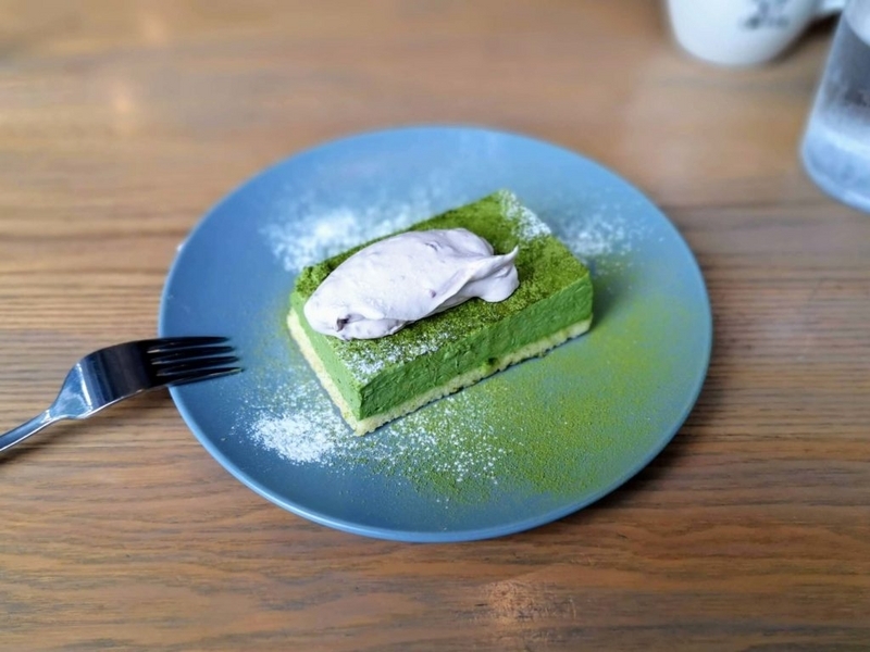 グッドモーニングカフェ 抹茶のチーズケーキ (3)