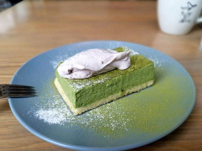 グッドモーニングカフェ 抹茶のチーズケーキ (1)