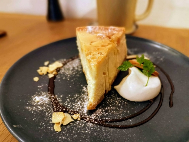 新宿move cafe はちみつレモンのNYチーズケーキ (3)