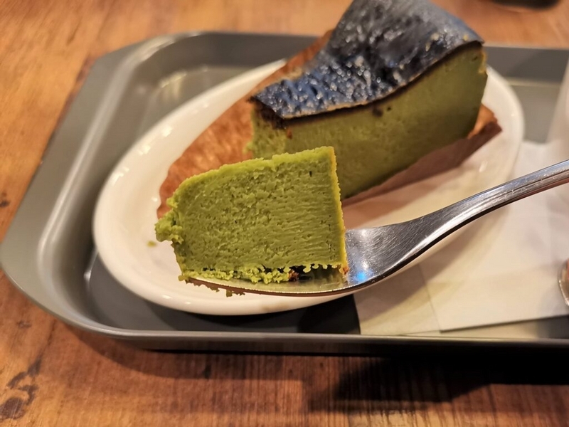 プロント　STONEMILL MATCHA抹茶バスクチーズケーキの写真 (9)