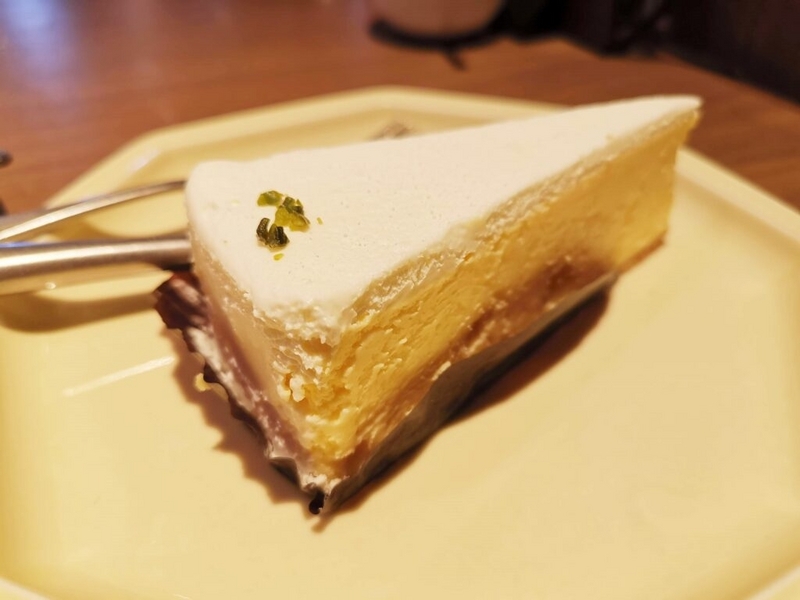 ドトール珈琲店の濃厚チーズケーキの写真