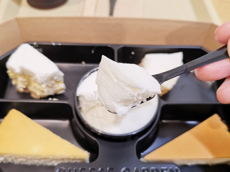 チーズガーデン（CHEESE GARDEN）のチーズケーキアソートのクレームダンジュの写真