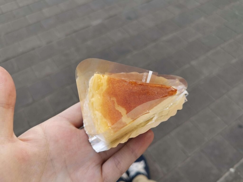 大泉学園のトレント洋菓子店のチーズケーキの写真 (2)