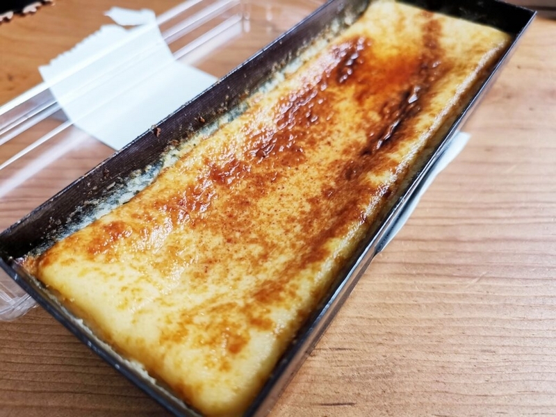 オイシス（ローソンストア100）バスク風カラメルチーズケーキ (7)