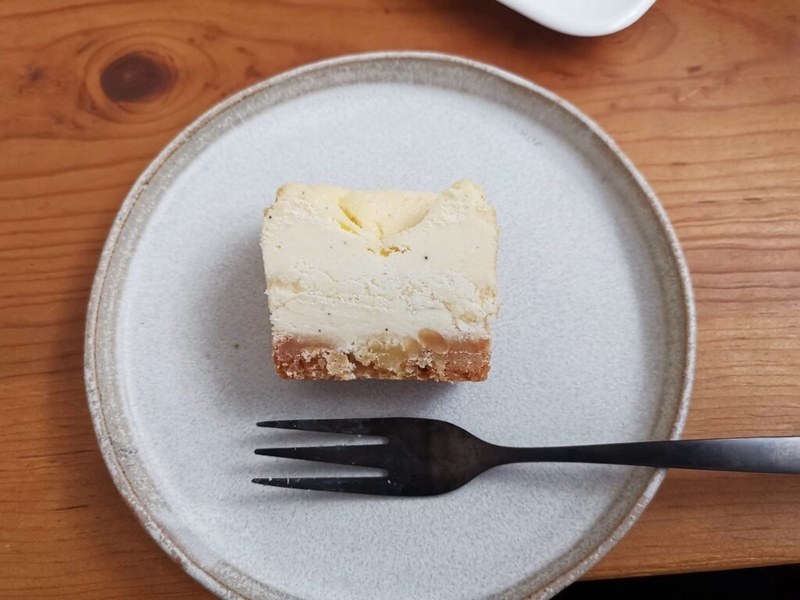 BAKEの「チーズテリーヌ」 (14)