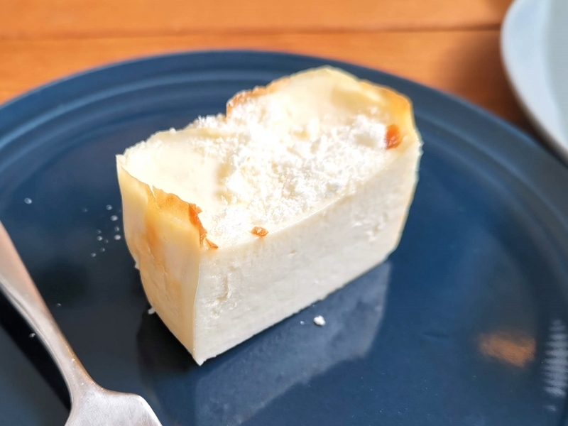 JIZOの「BOW WOW cheesecake（バウワウチーズケーキ）」 (3)