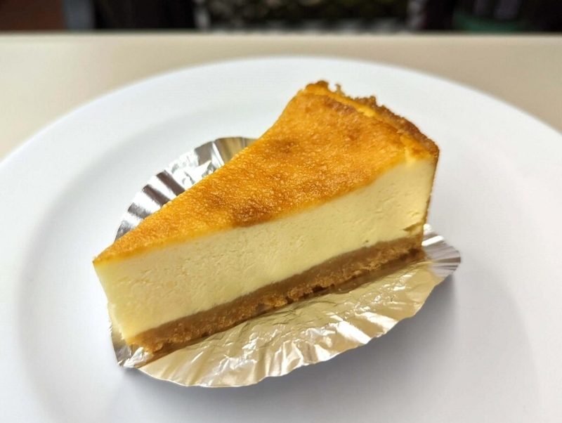 金沢・みんみんぜみ チーズケーキのベイクドチーズケーキ (10)