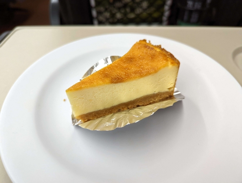 金沢・みんみんぜみ チーズケーキのベイクドチーズケーキ (10)