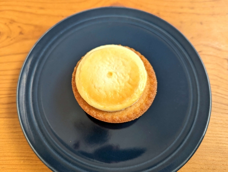 コンビニ・BAKE CHEESETART (2)