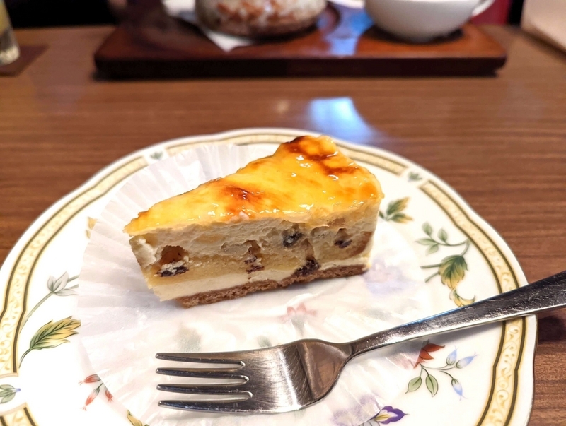 青森・弘前「ひまわり」 のチーズケーキ (1)