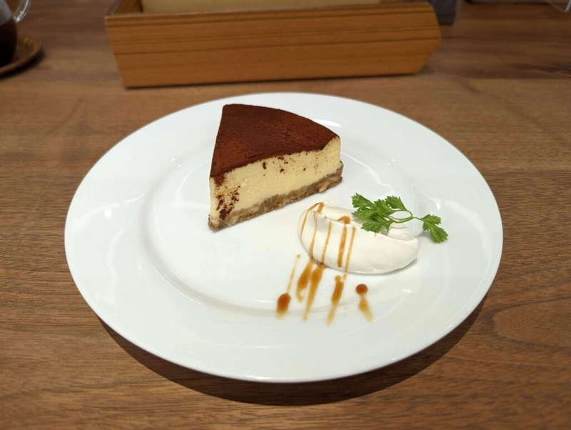 城下カフェ「ティラミス風チーズケーキ」 