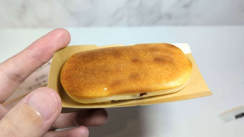 ローソン「むぎゅ濃チーズケーキ」 (17)