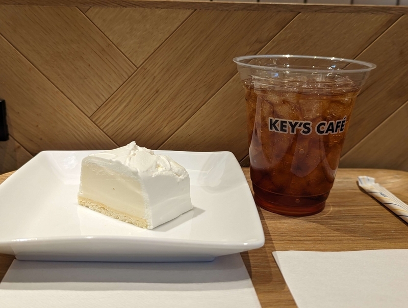 Top’s KEY'S CAFE（トップスキーズカフェ）のレアチーズケーキ