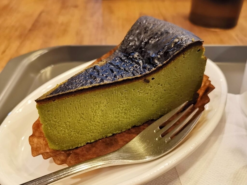 プロント　STONEMILL MATCHA抹茶バスクチーズケーキの写真 (10)