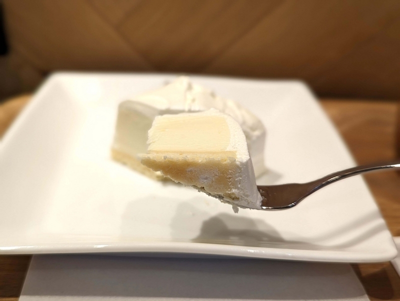 Top’s KEY'S CAFE（トップスキーズカフェ）のレアチーズケーキ