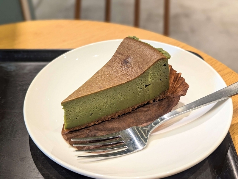 スターバックス「宇治抹茶チーズケーキ」2024年3月4日 (4)