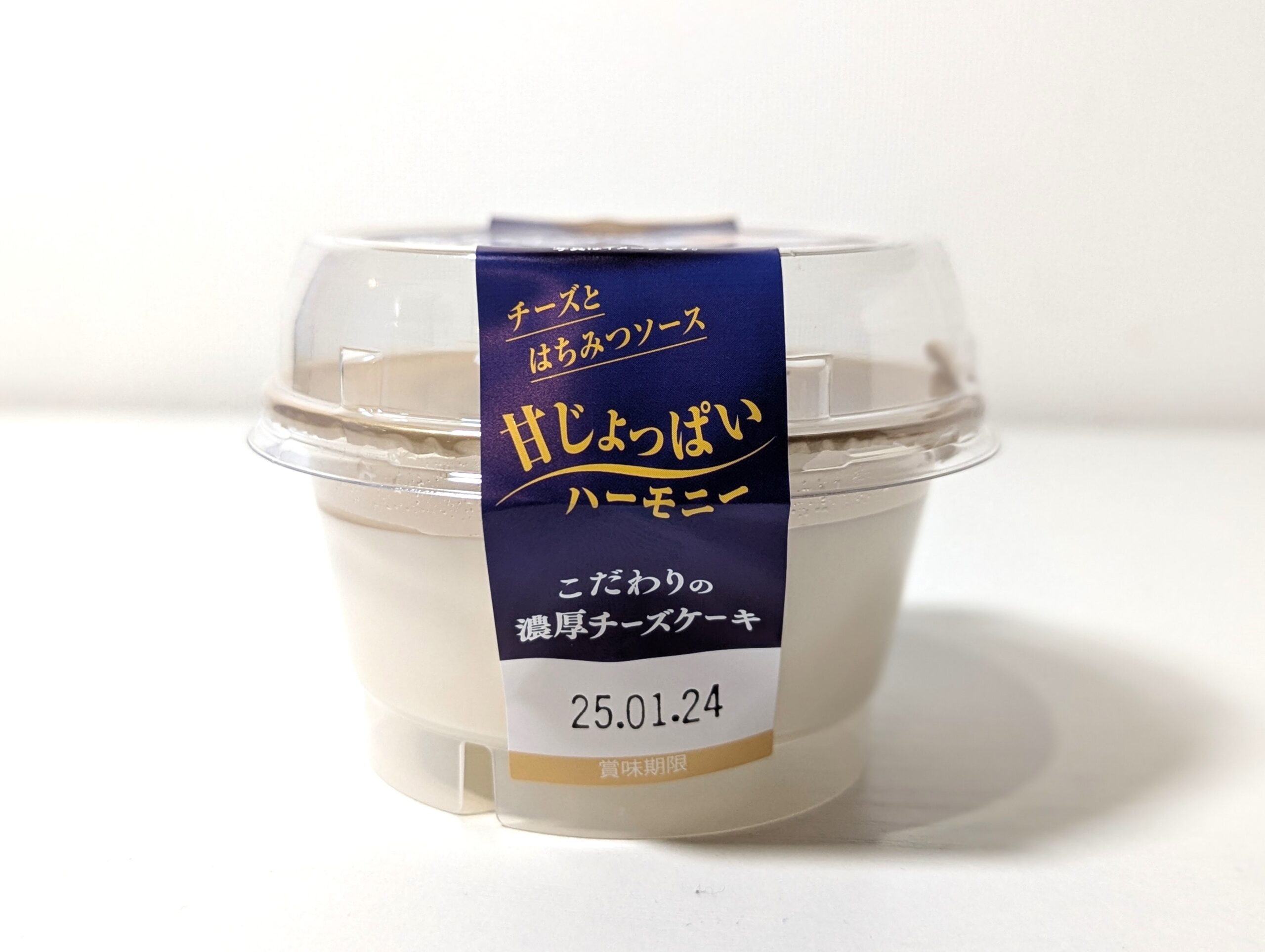 トーラク、こだわりの濃厚チーズケーキ