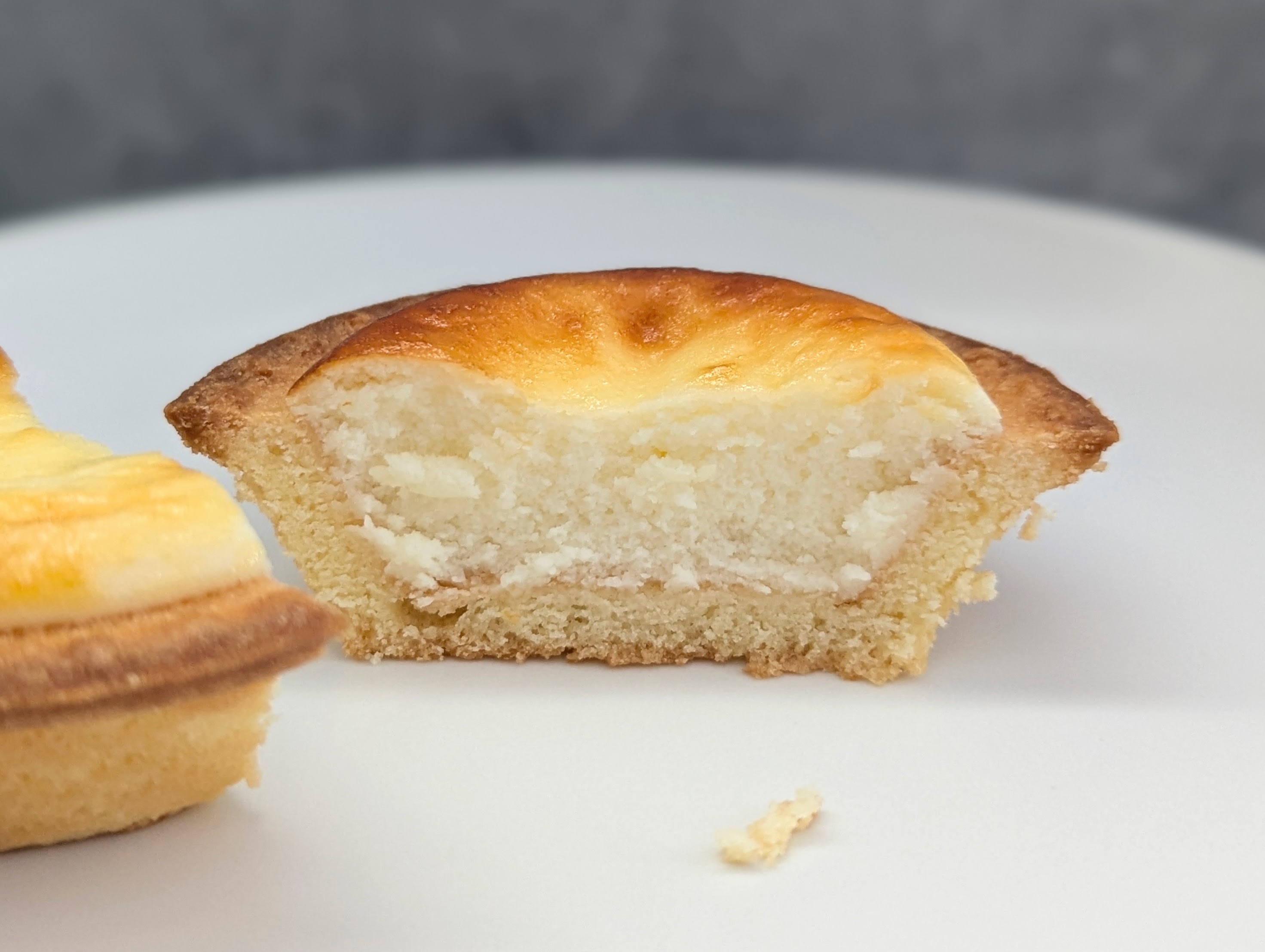BAKE CHEESE TART 焼き立てチーズタルトオリジナル