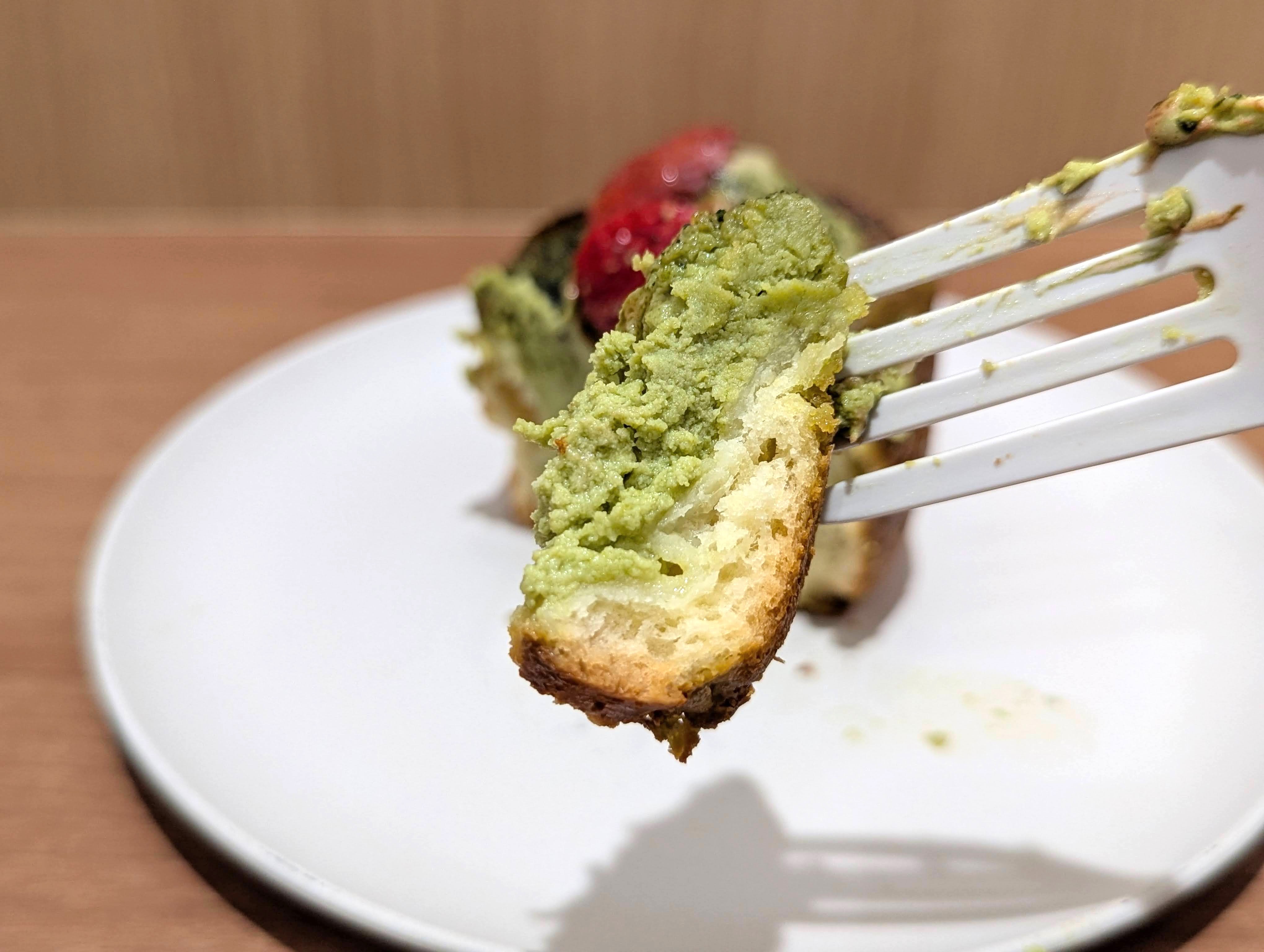 DEAN&DELUCA 苺と抹茶のチーズケーキ (10)