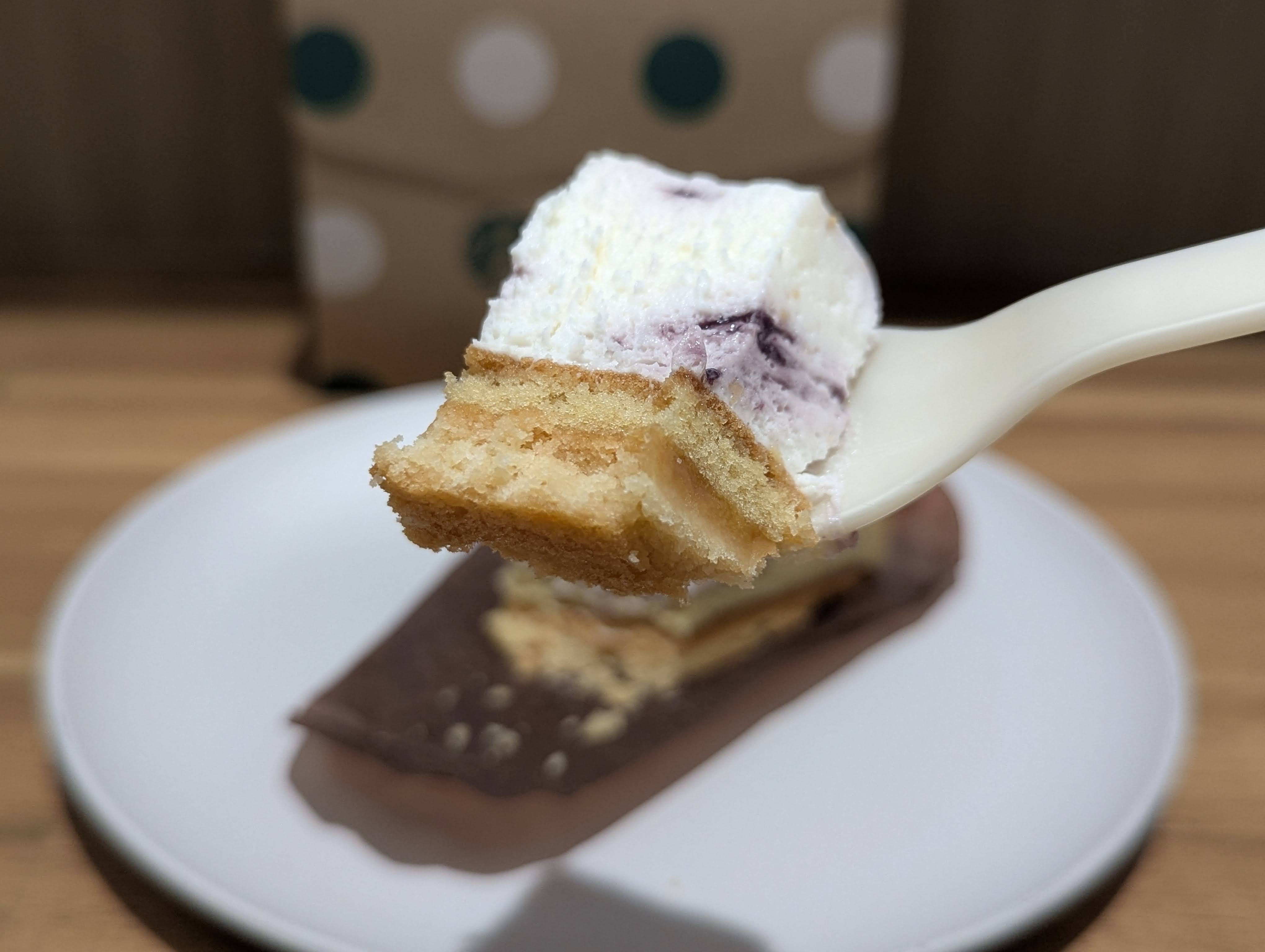 スターバックス、ブルーベリーレアチーズケーキ (13)