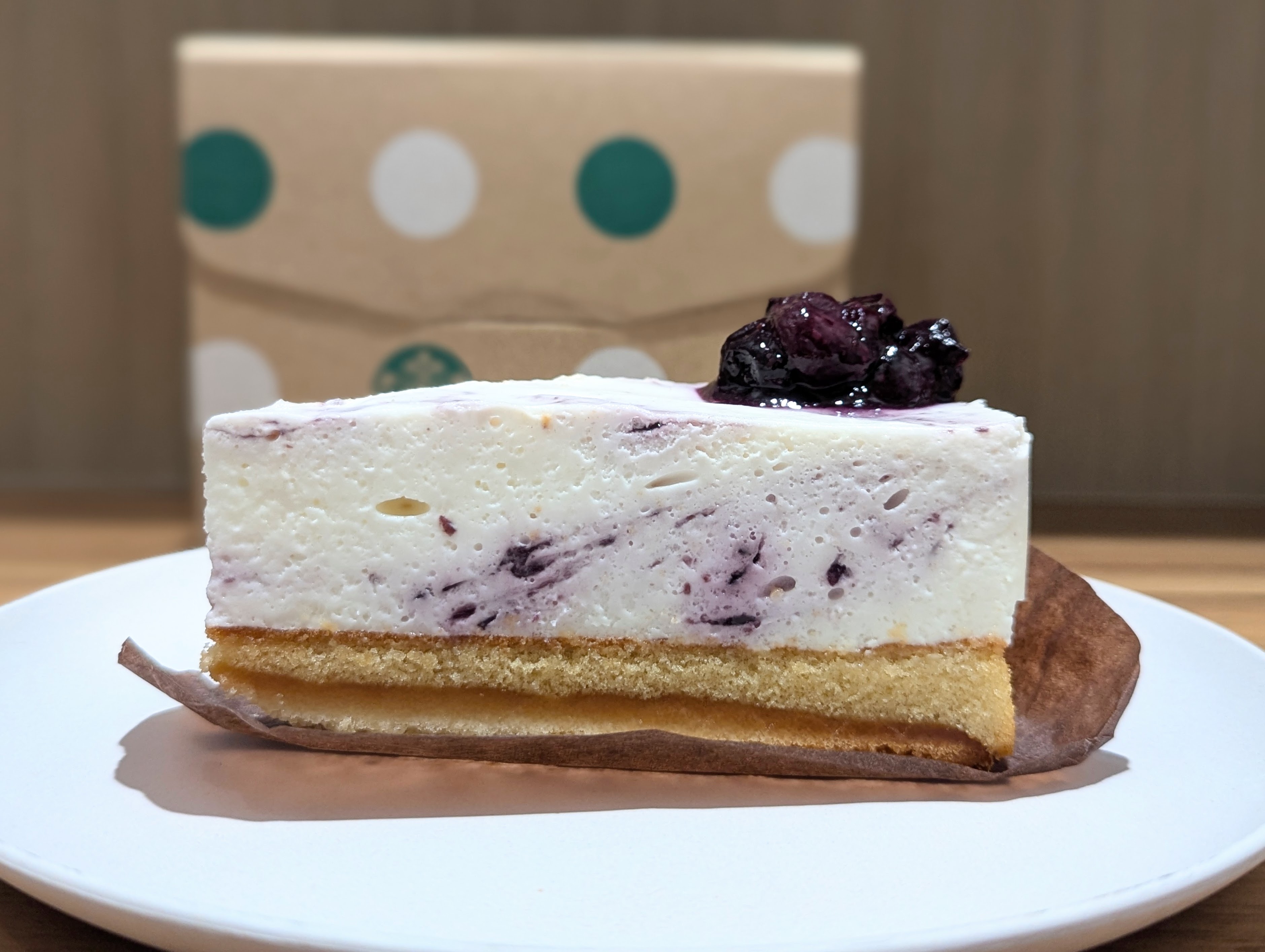 スターバックス、ブルーベリーレアチーズケーキ (6)