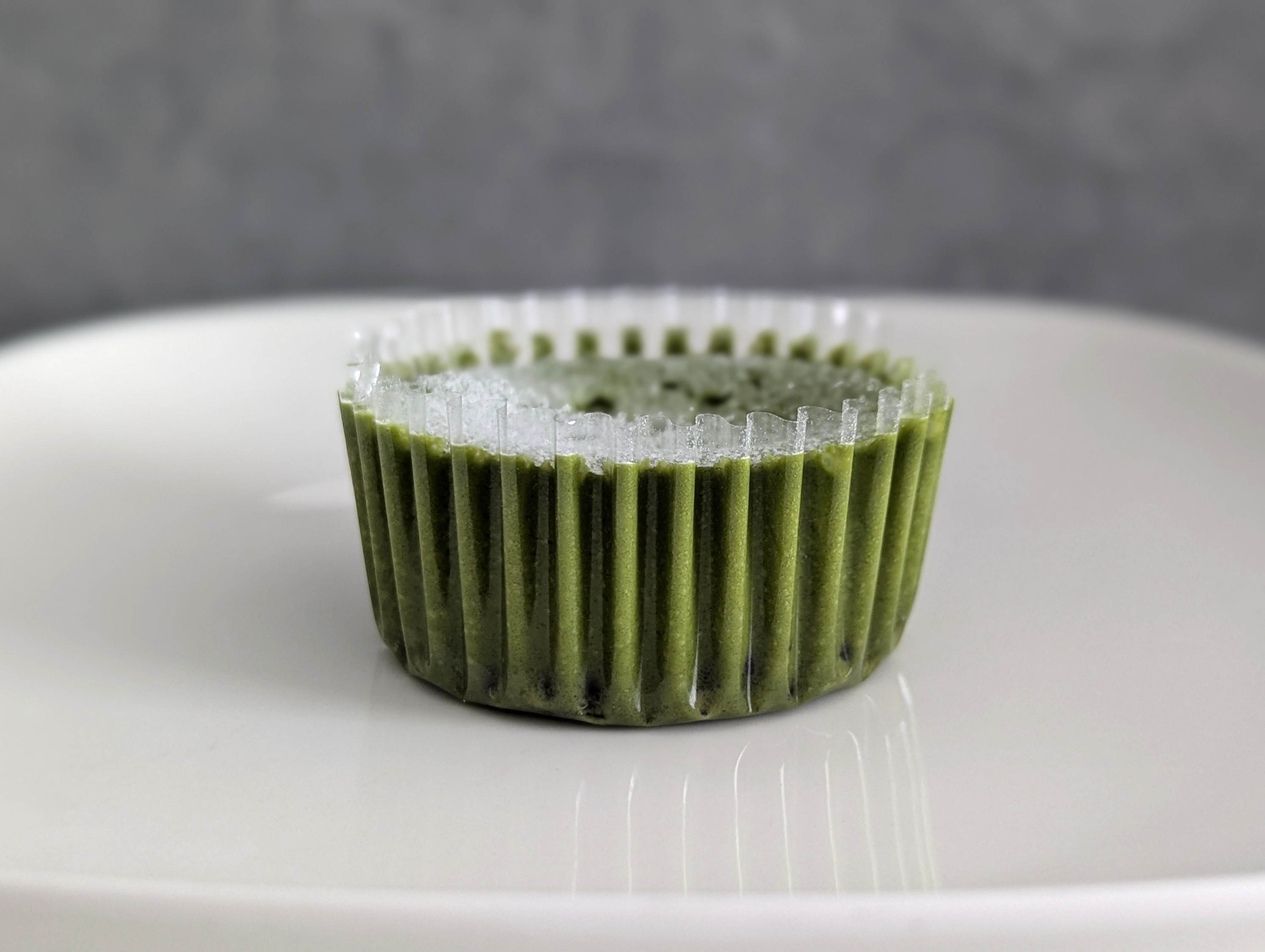 セブンイレブン、とろチーズケーキ 宇治抹茶 (5)