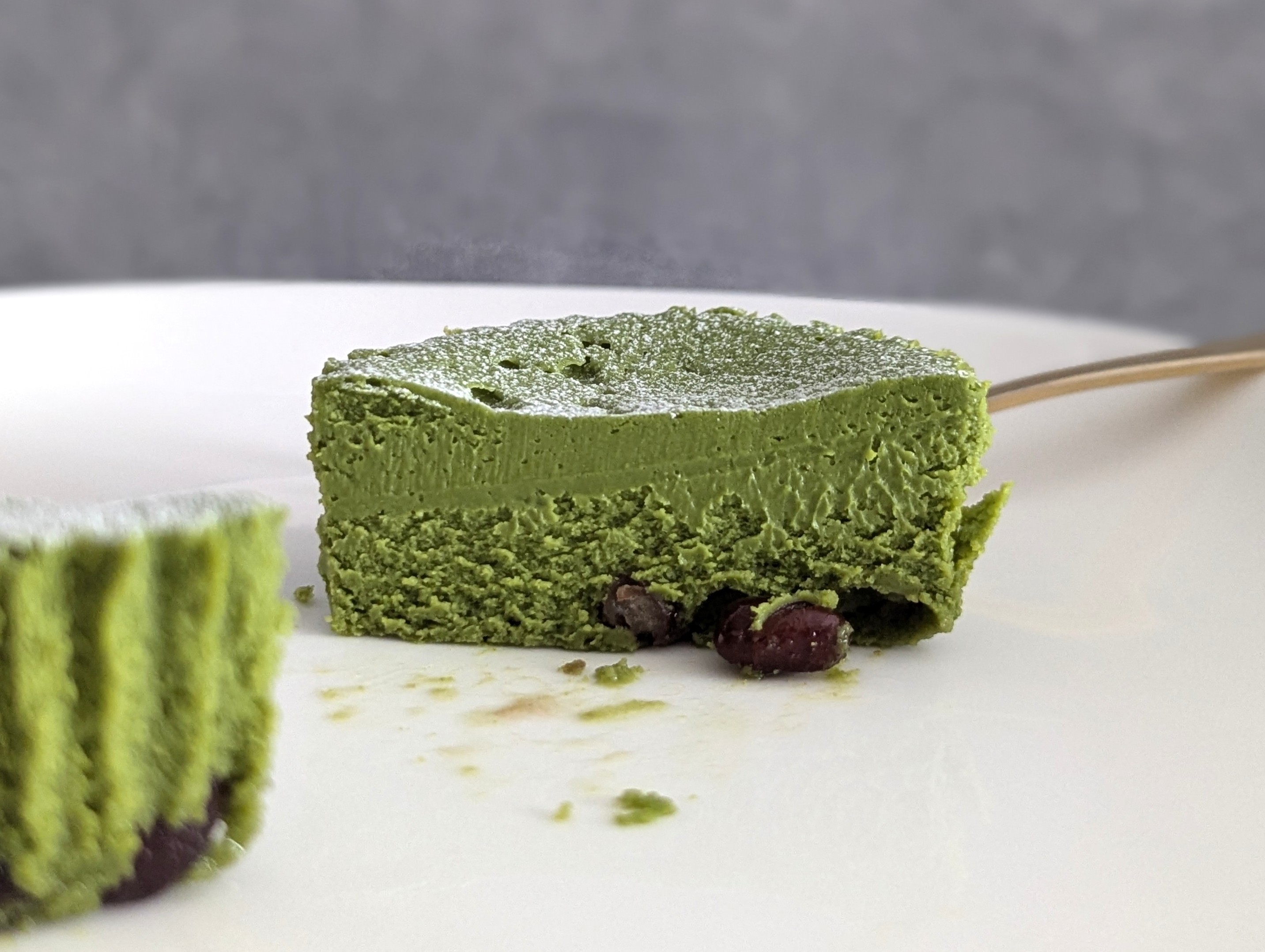 セブンイレブン、とろチーズケーキ 宇治抹茶 (5)