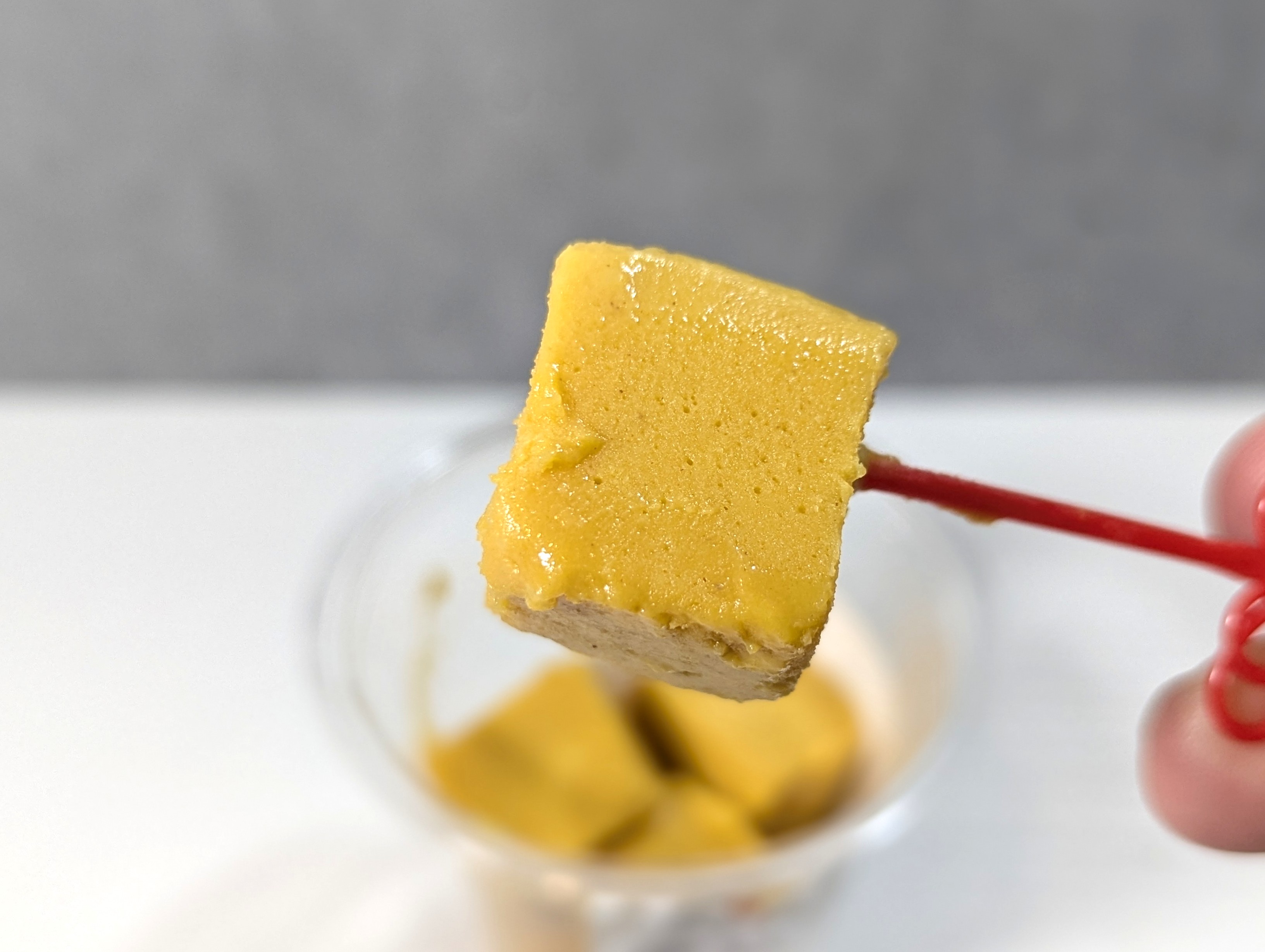 セブンイレブン、ひとくちかぼちゃケーキ シナモン入り (1)