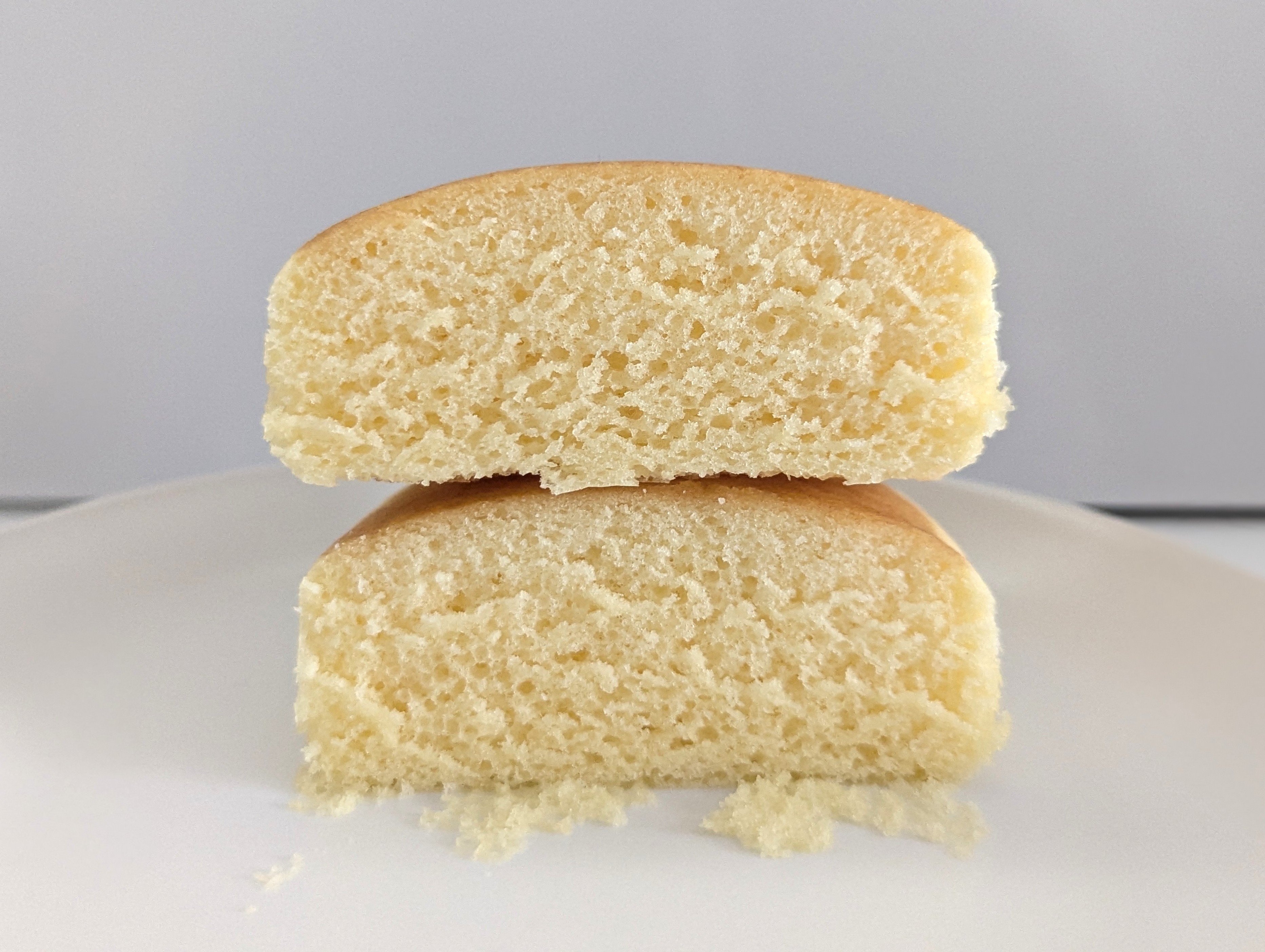 ファミリーマート、なめらかチーズ蒸しケーキ (9)