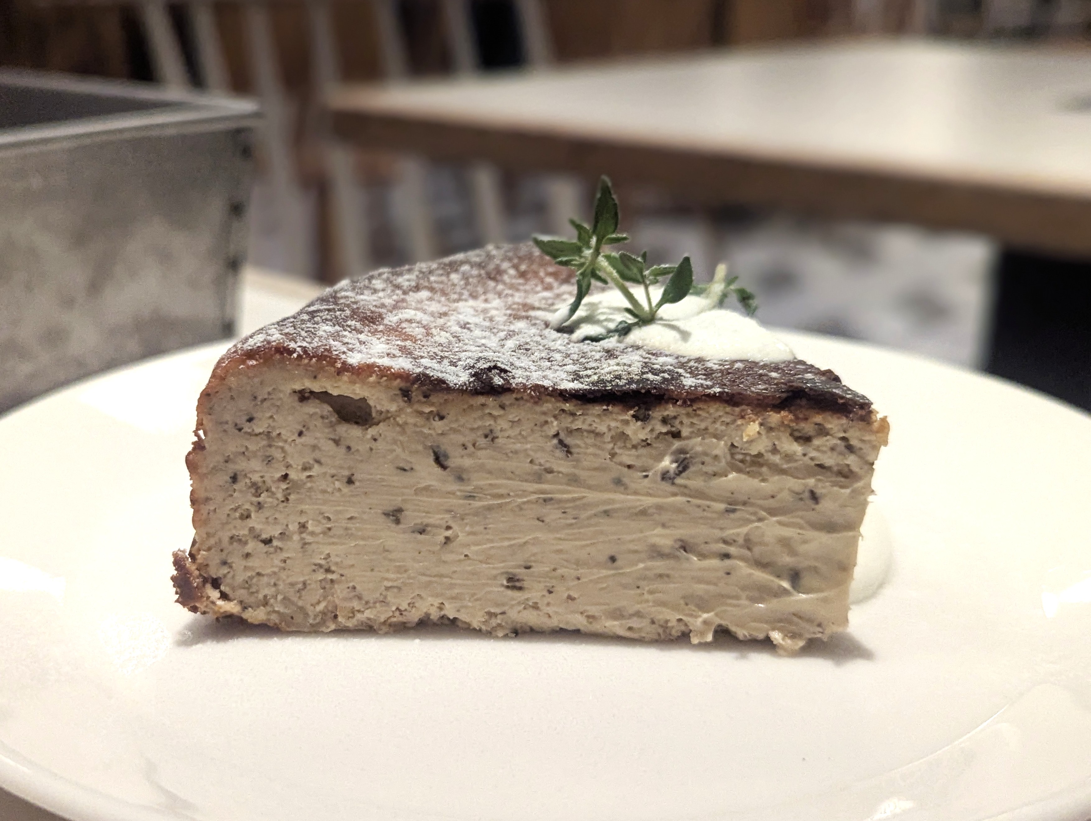 大阪梅田、SØHOLM CAFE+DINING、アールグレイのバスクチーズケーキ (4)