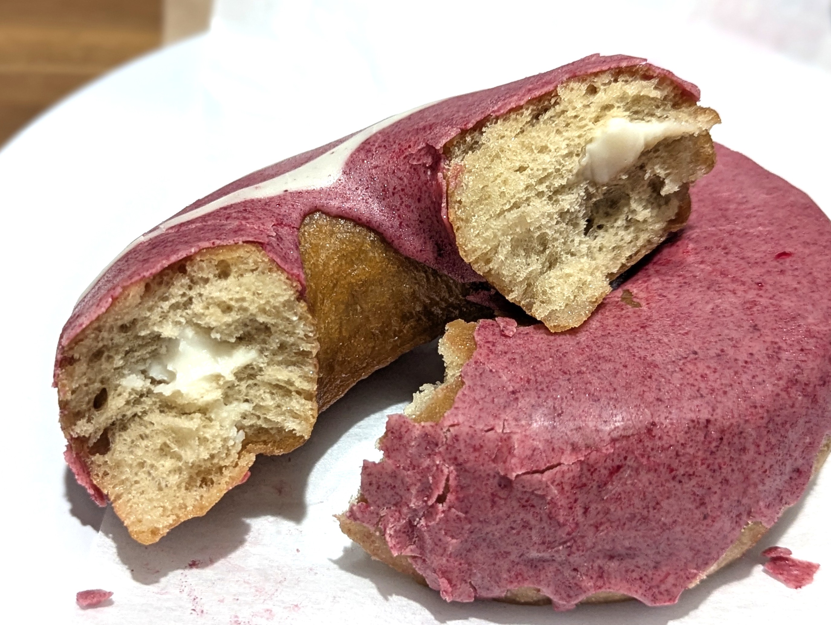 スターバックス、ブルーベリークリームチーズドーナツ (7)