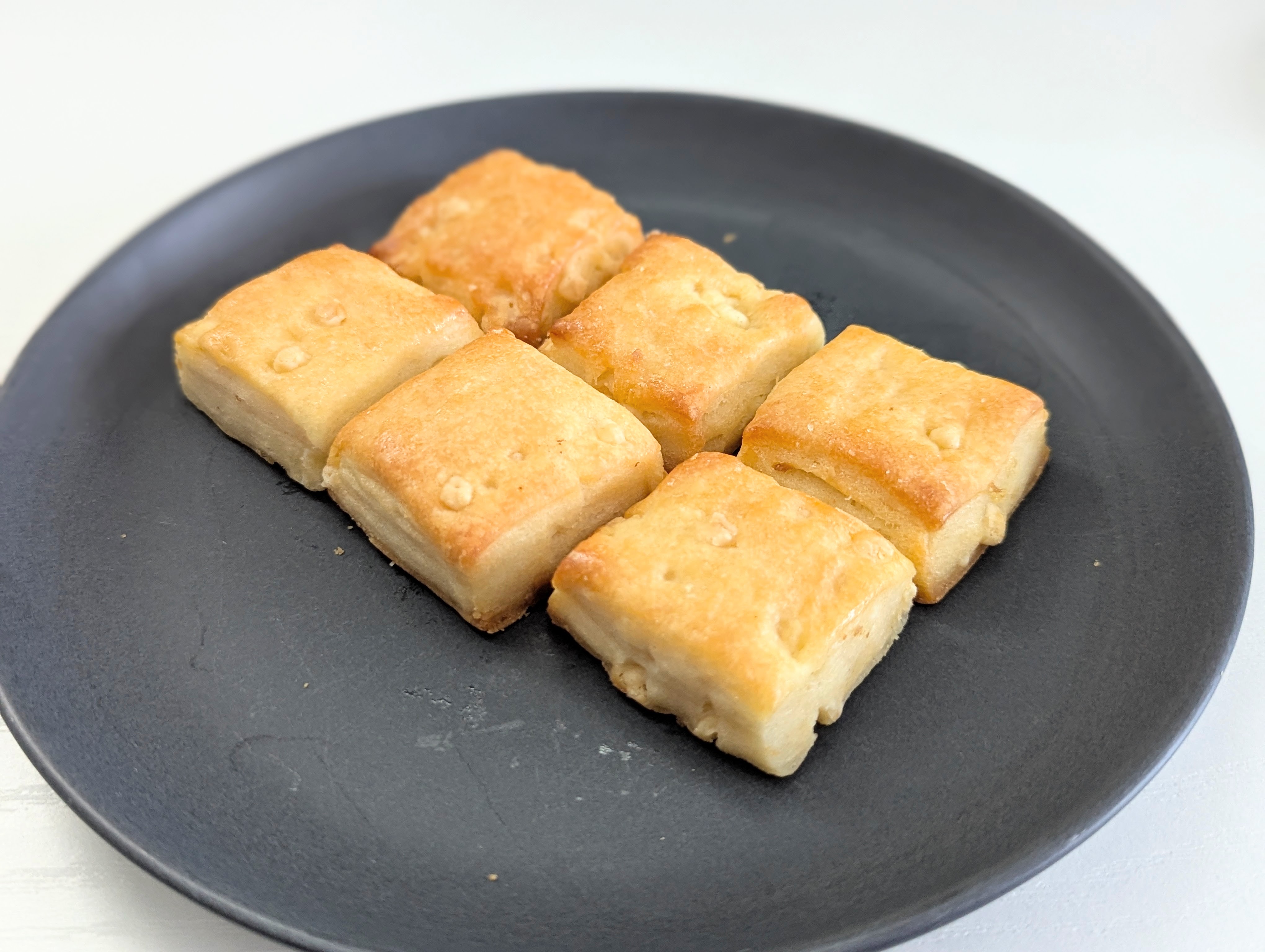 ファミリーマート、生スコーン チーズケーキ味 (5)