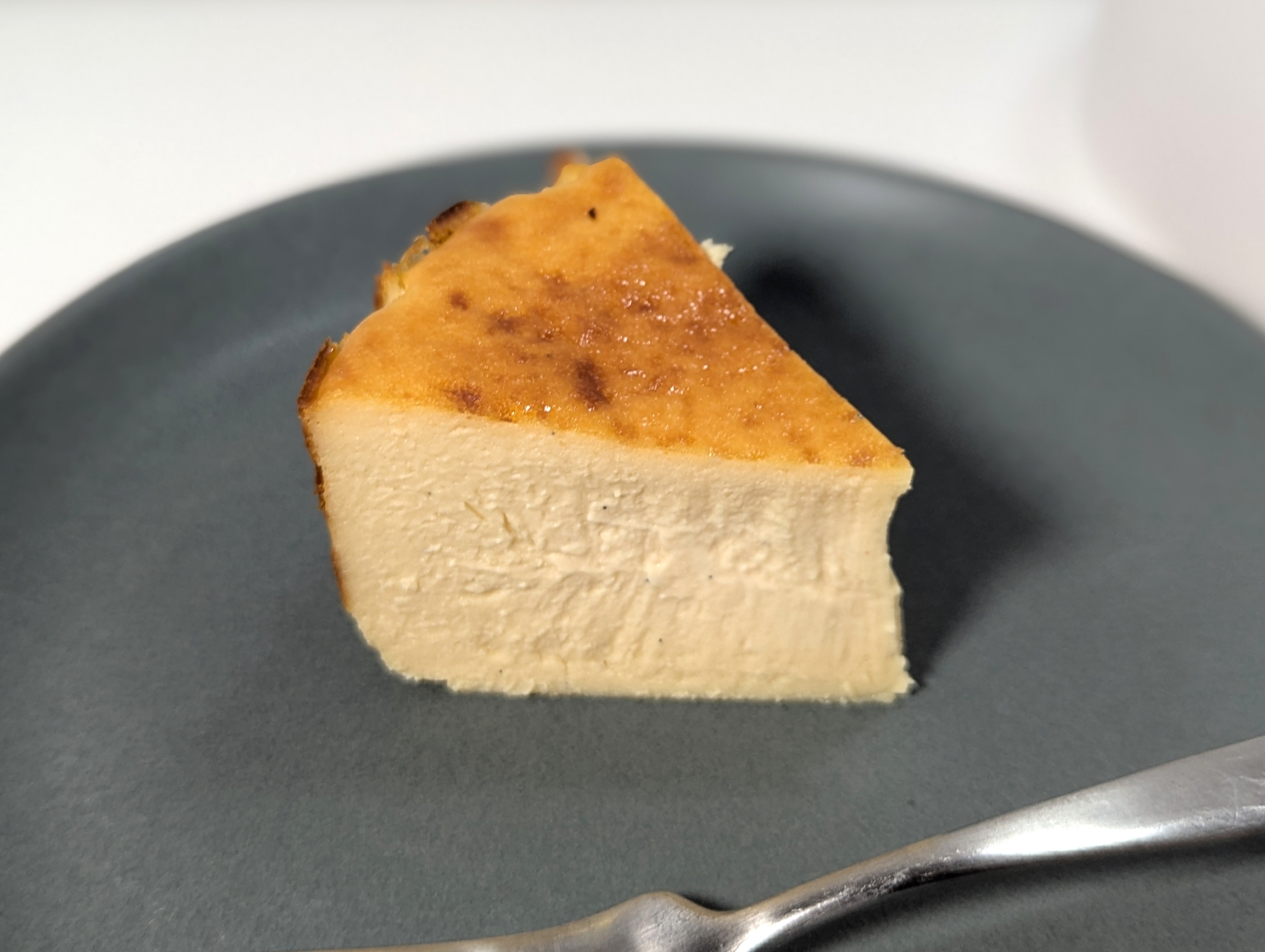 ミスターチーズケーキ BASQUE CHEESECAKE Original（バスクチーズケーキ オリジナル） (4)
