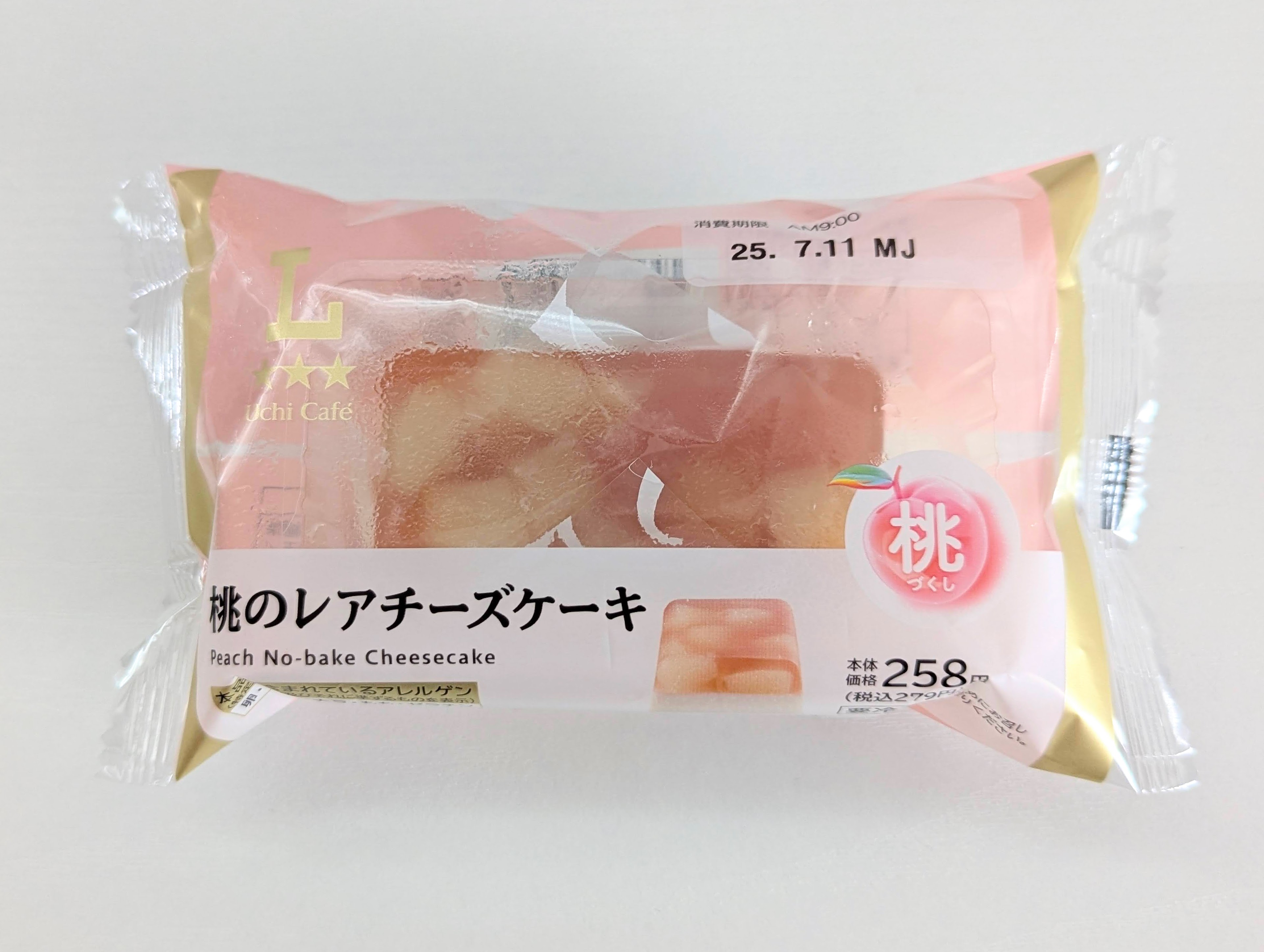 ローソン、桃のレアチーズケーキ (2)