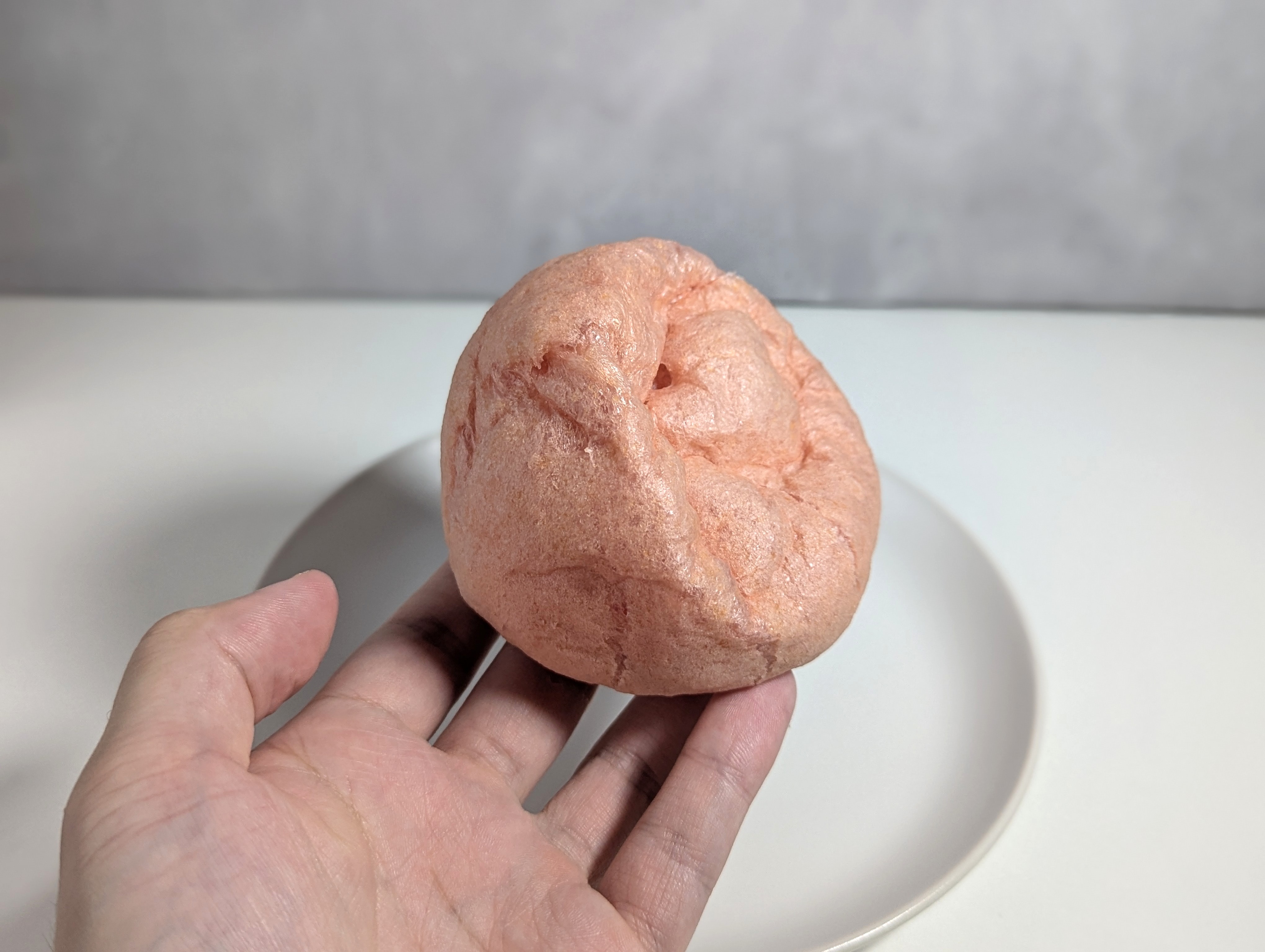 セブンイレブン、いちごレアチーズもこ (1)
