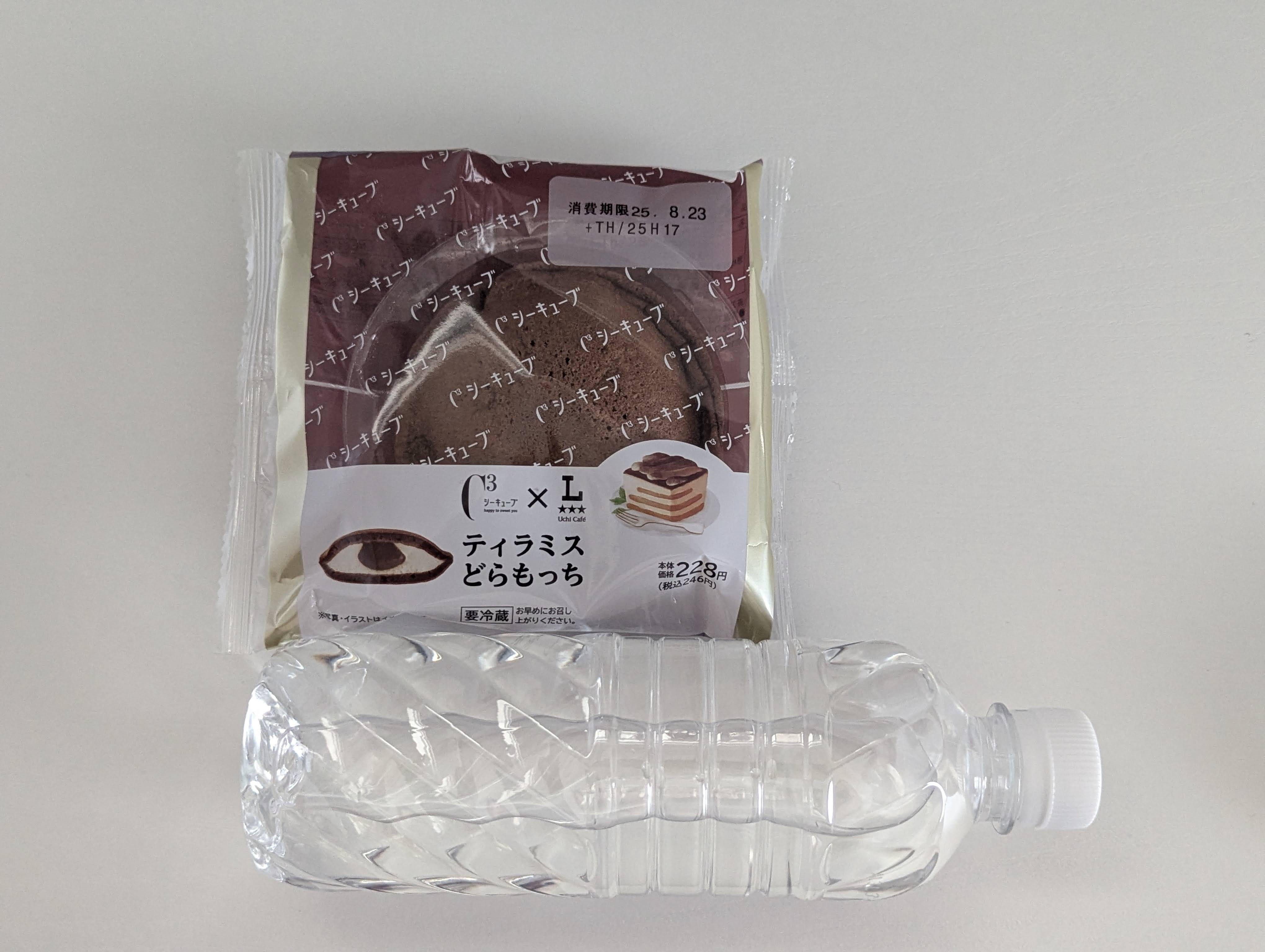 ローソン、ティラミスどらもっち (14)