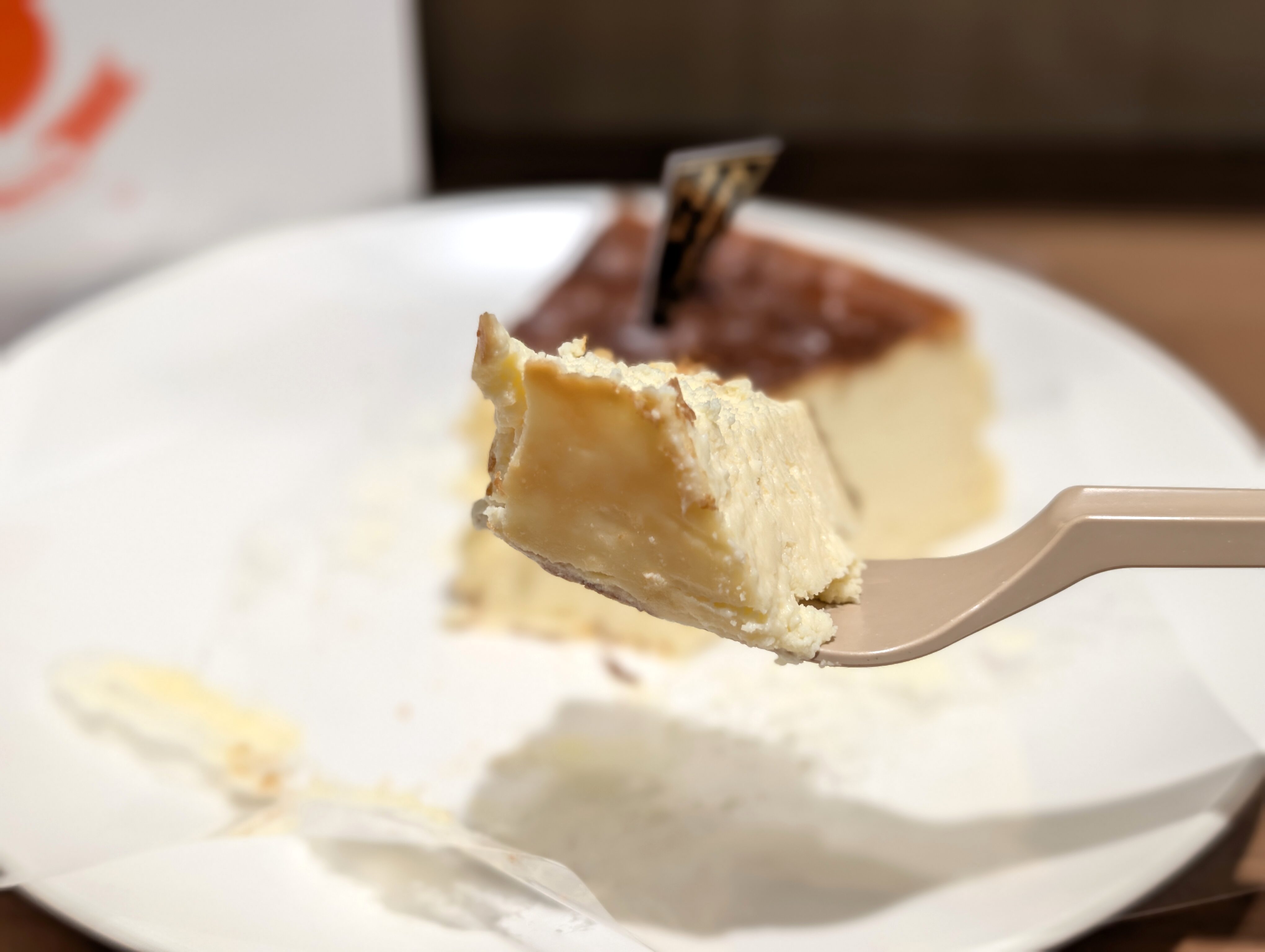 イタリアントマトカフェジュニア、バスクチーズケーキ (18)