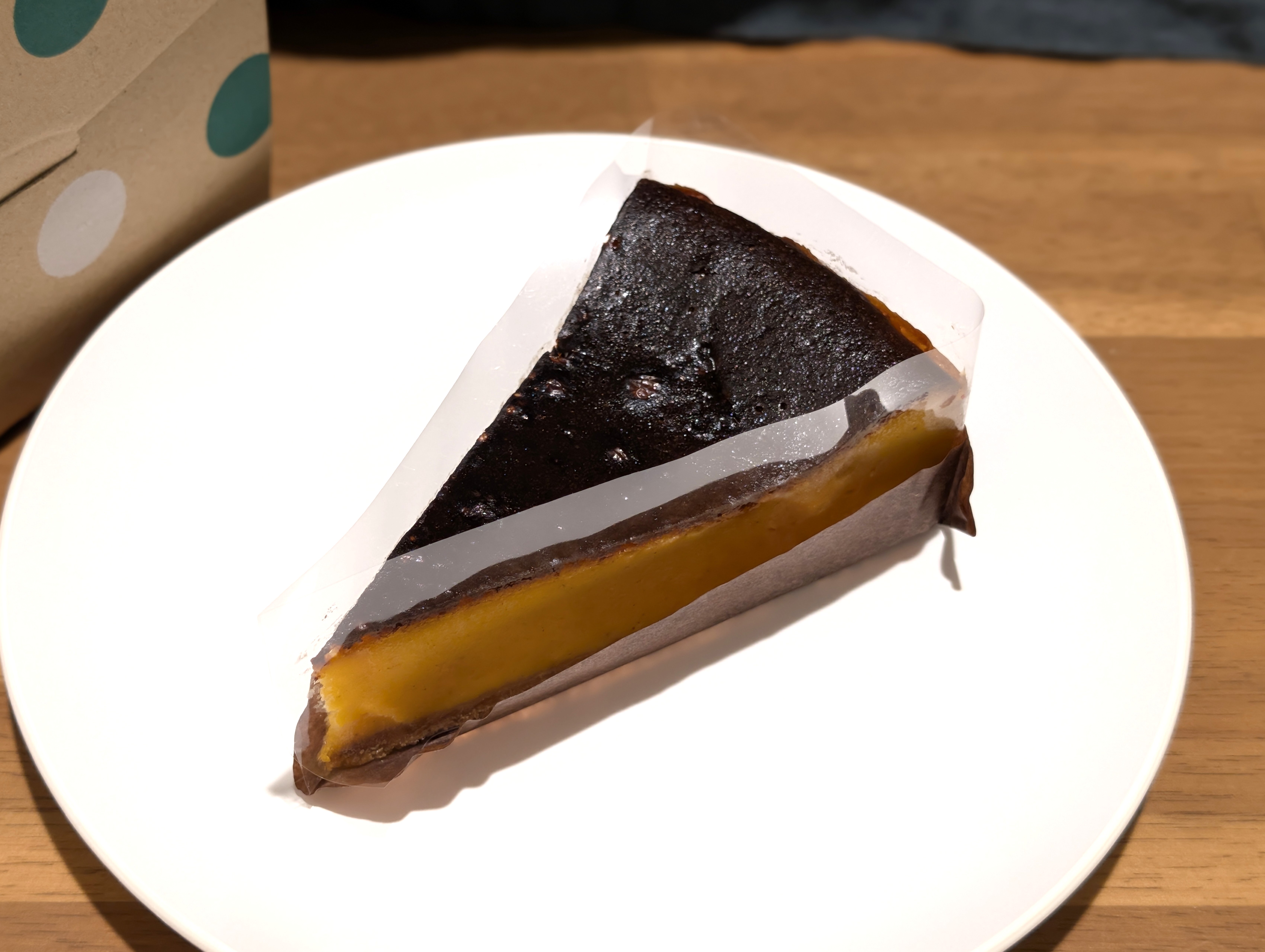 スターバックス、パンプキンバスクチーズケーキ (5)