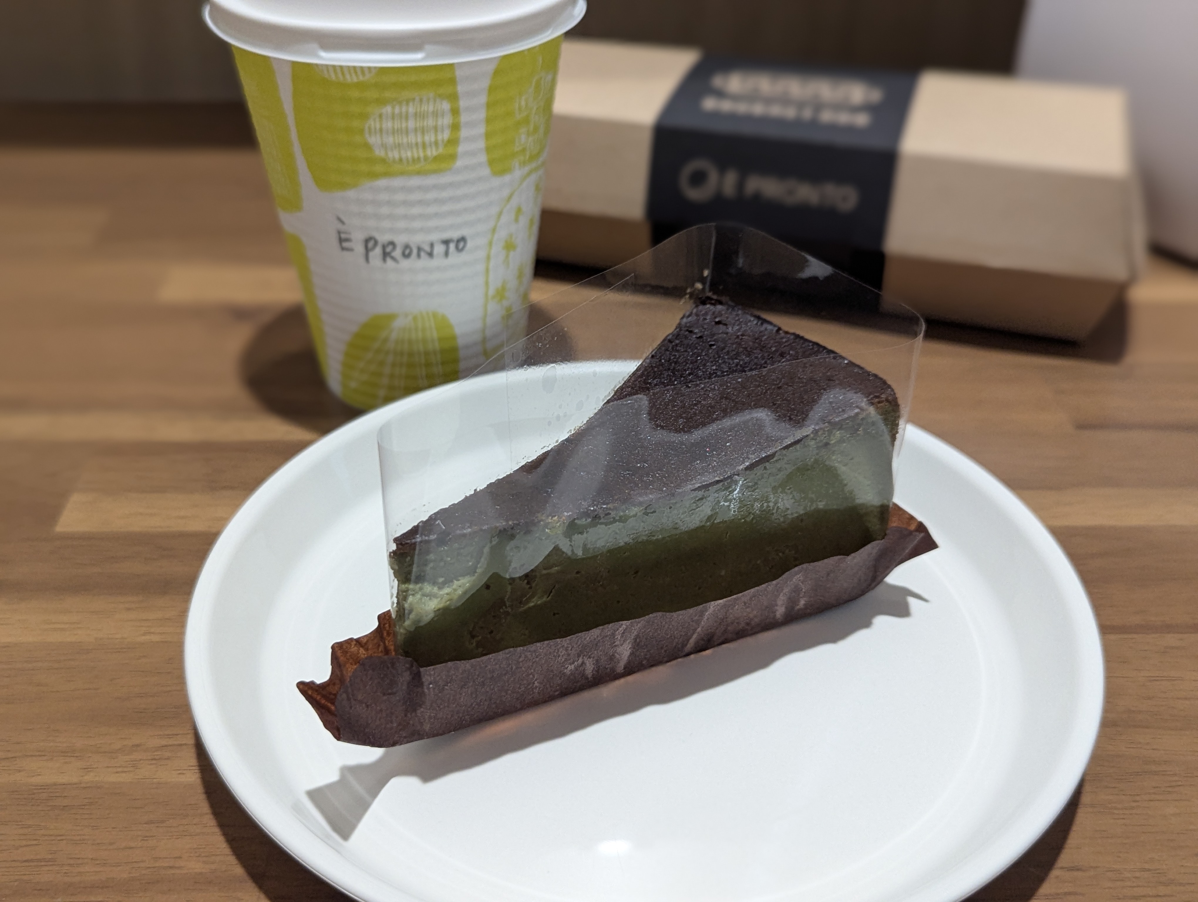 プロント、宇治抹茶のバスクチーズケーキ (20)