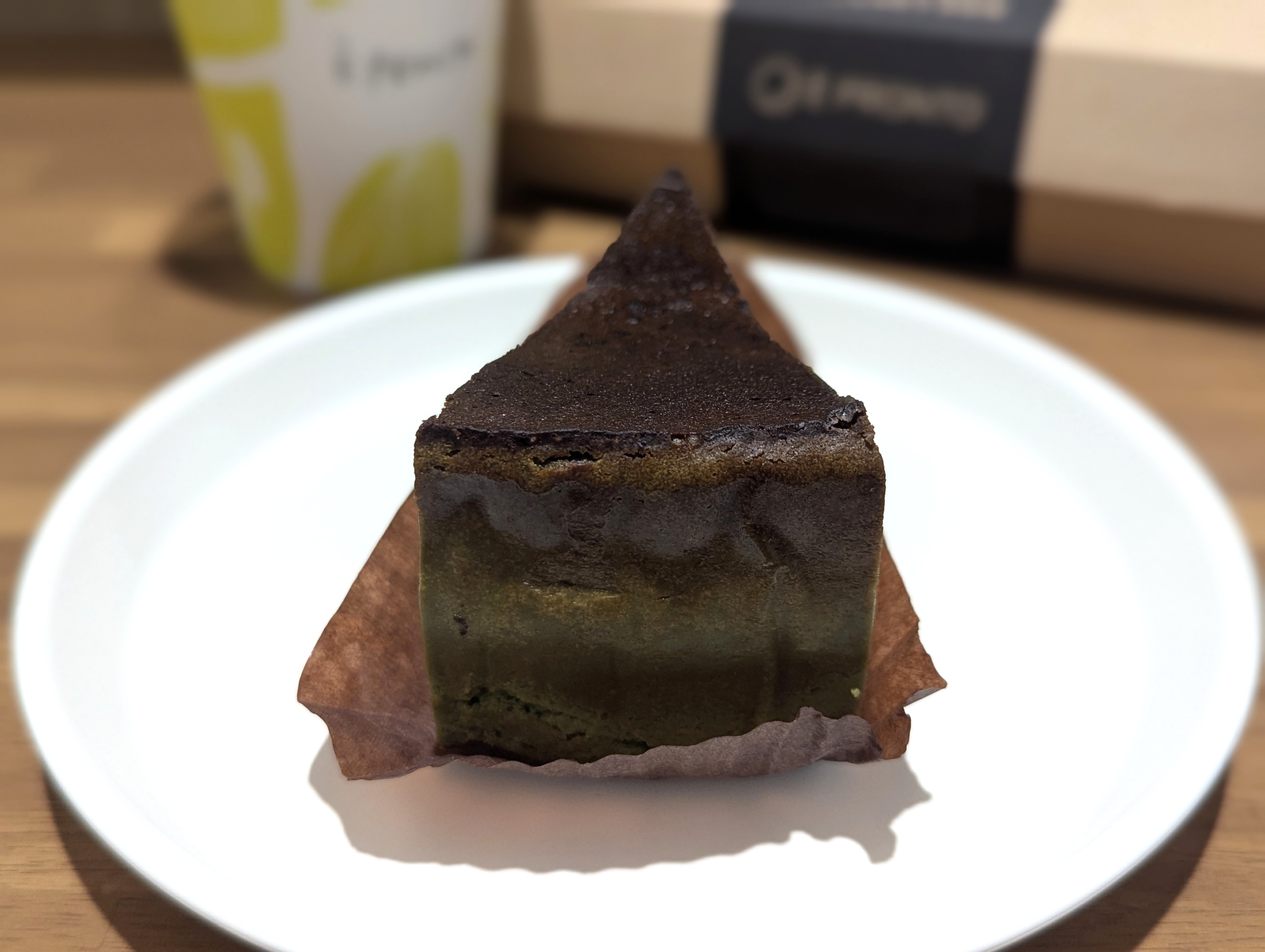 プロント、宇治抹茶のバスクチーズケーキ (22) - コピー