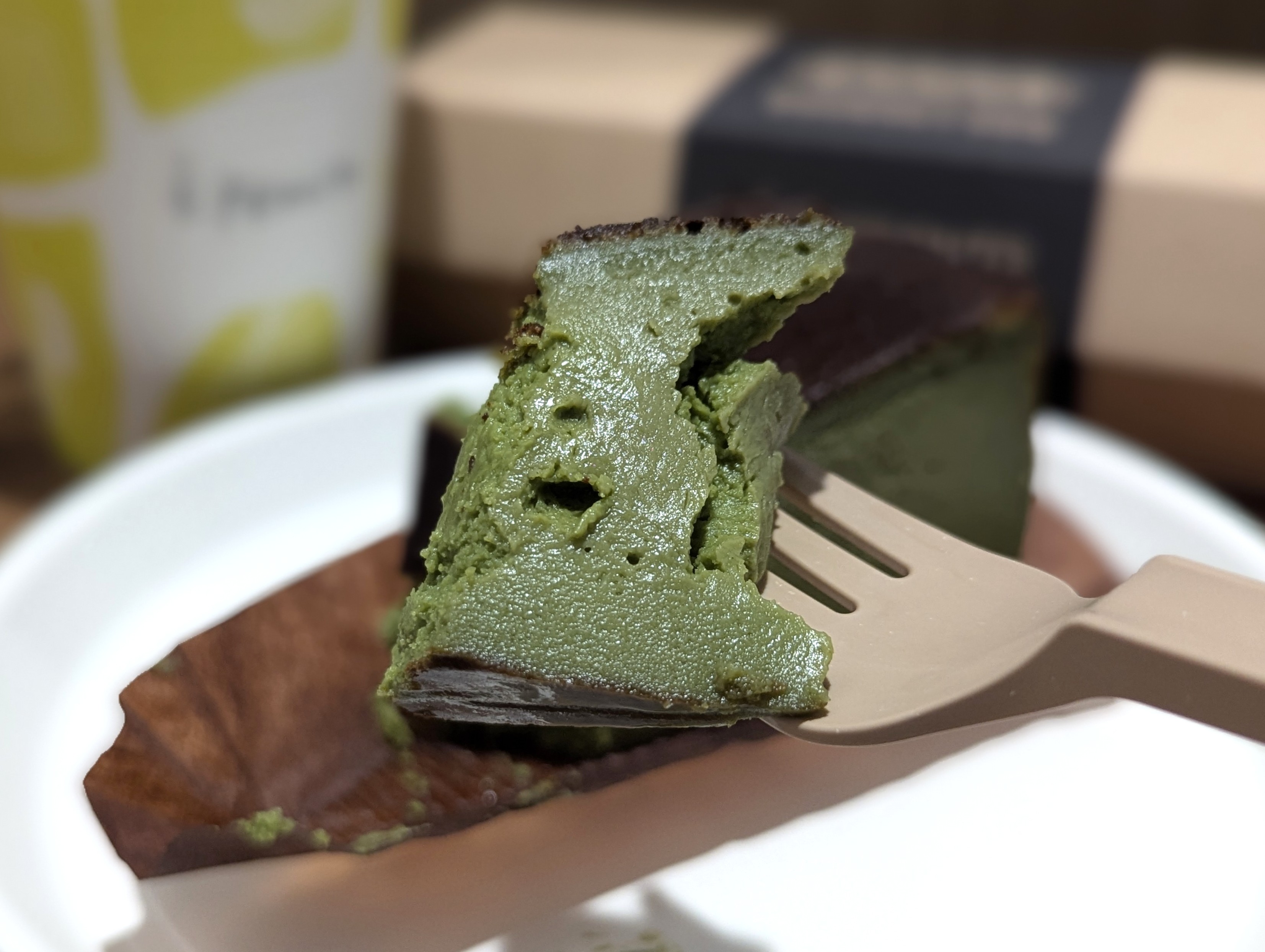 プロント、宇治抹茶のバスクチーズケーキ (31)