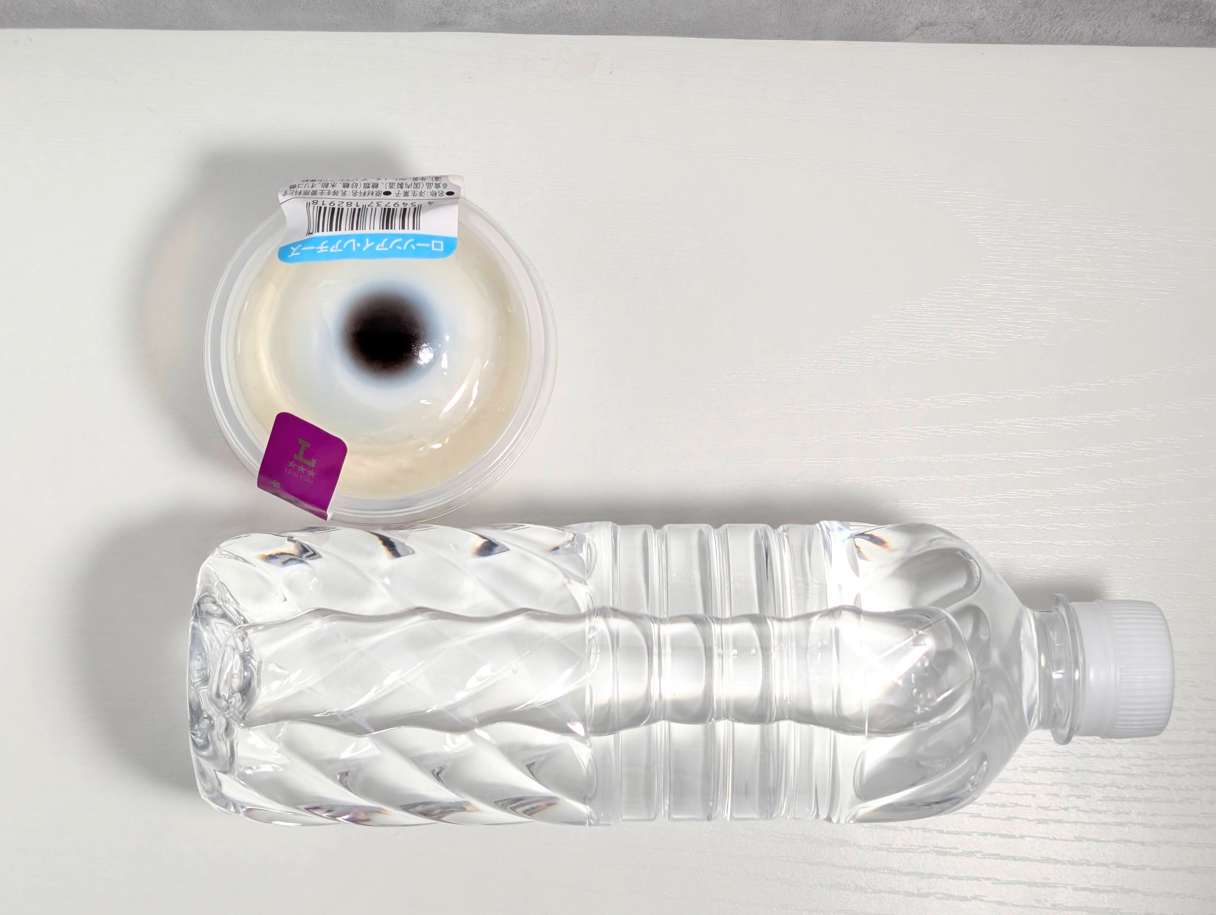 Uchi Café ローソンアイ・レアチーズ (8)