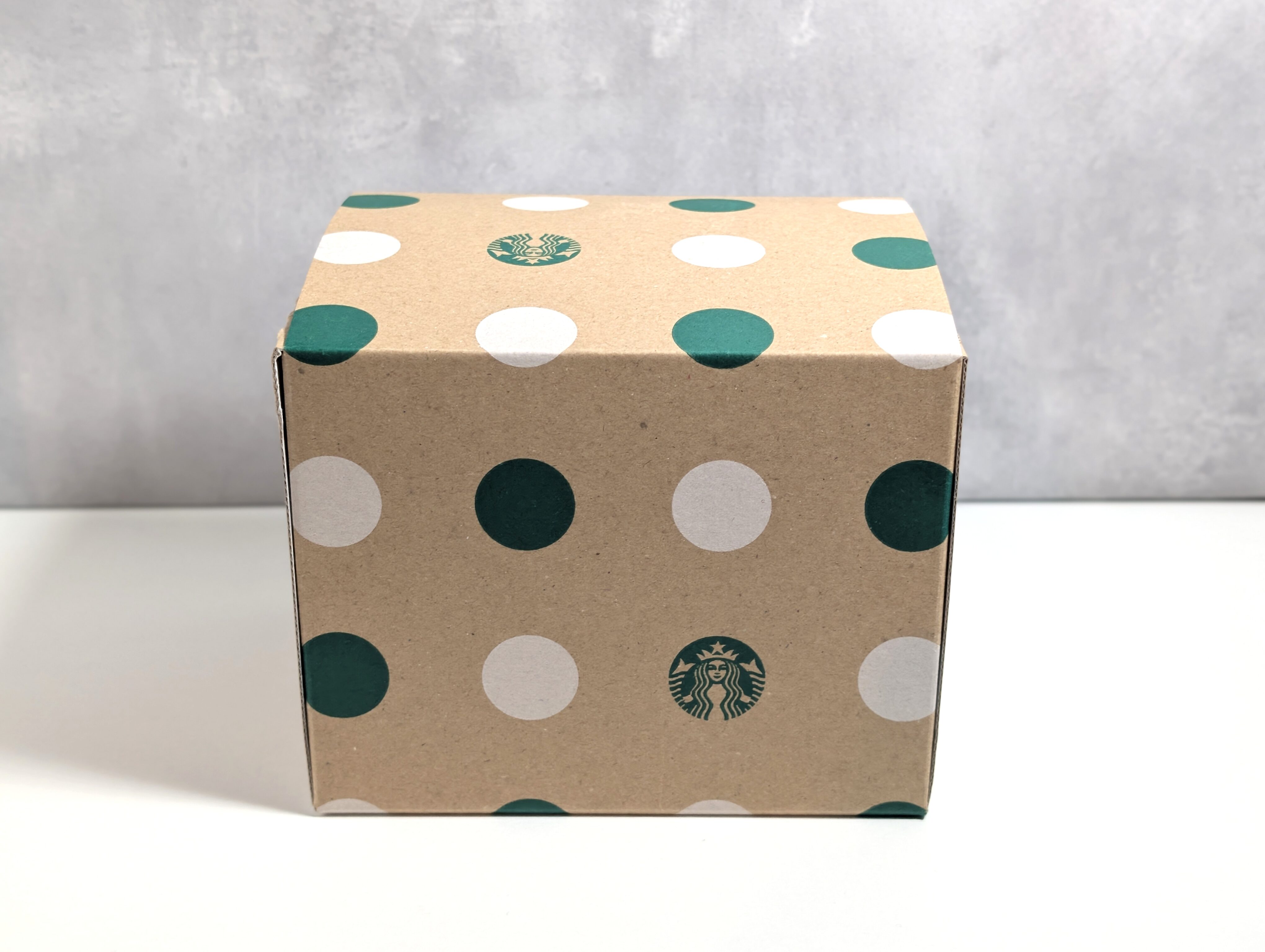 スターバックス、ストロベリーチーズケーキ (3)