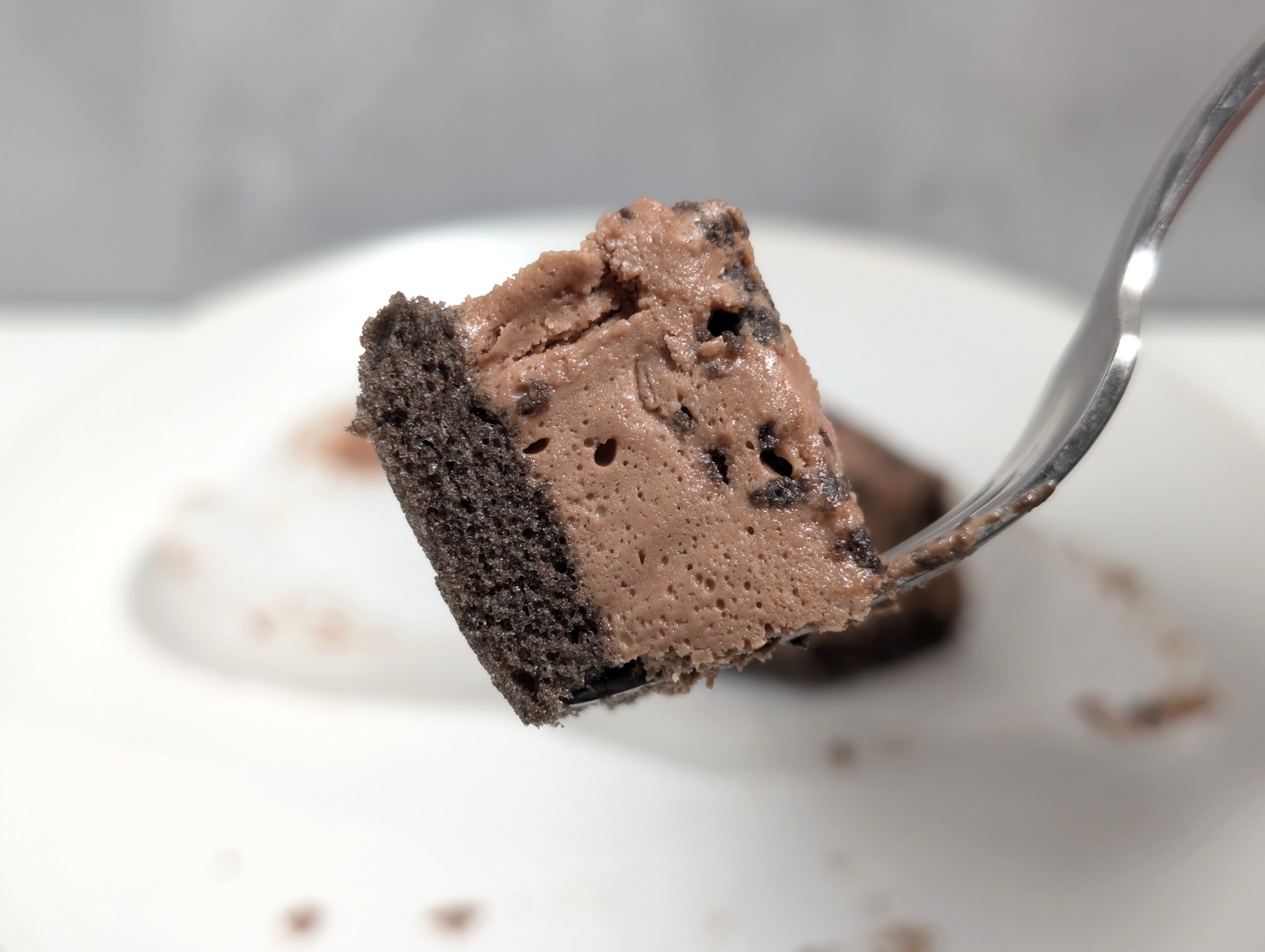 セブンイレブン かじるクッキークリーム 焼きチョコクッキー (20)