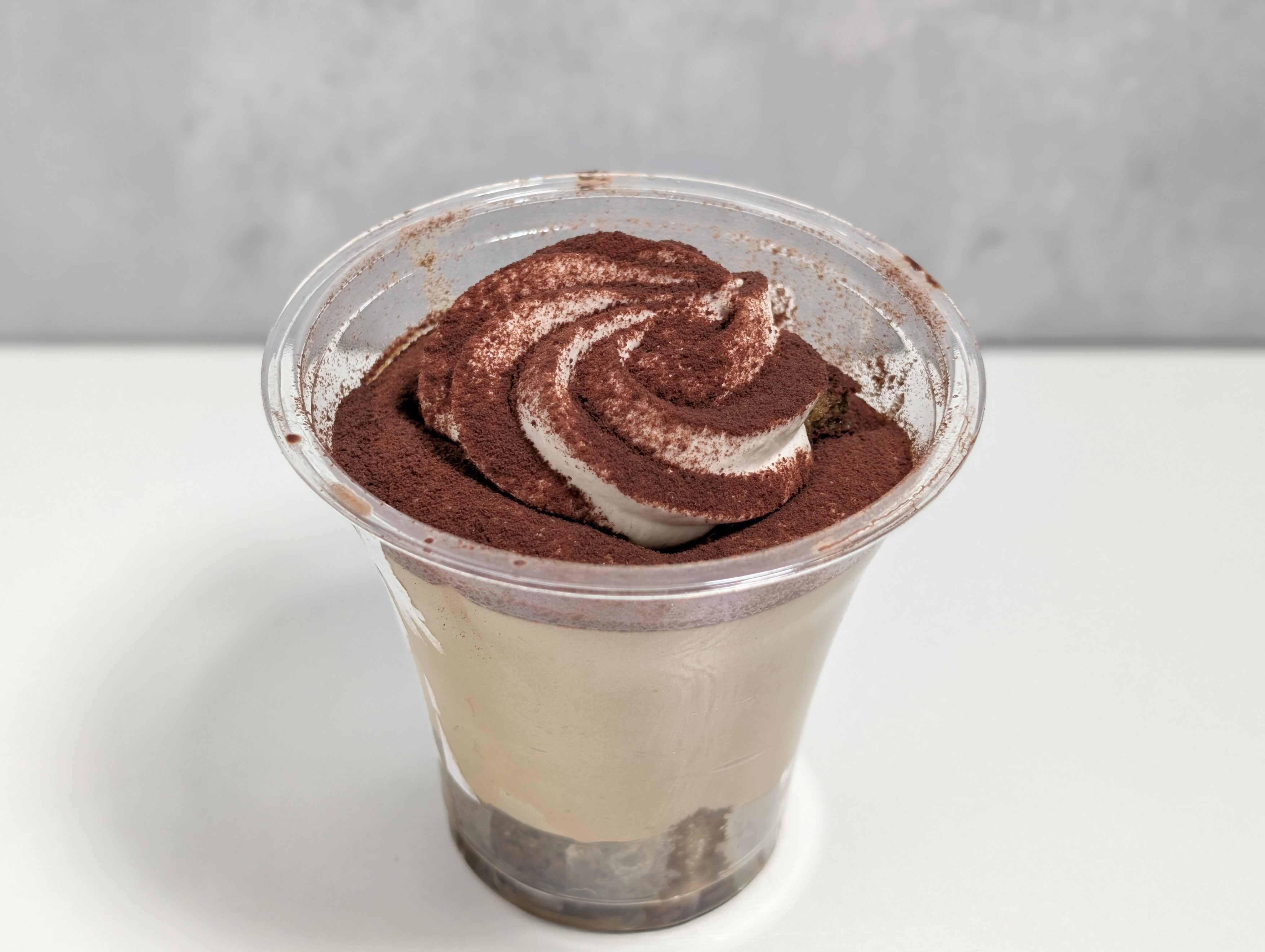 セブンイレブン、ほうじ茶に恋するティラミス (1)