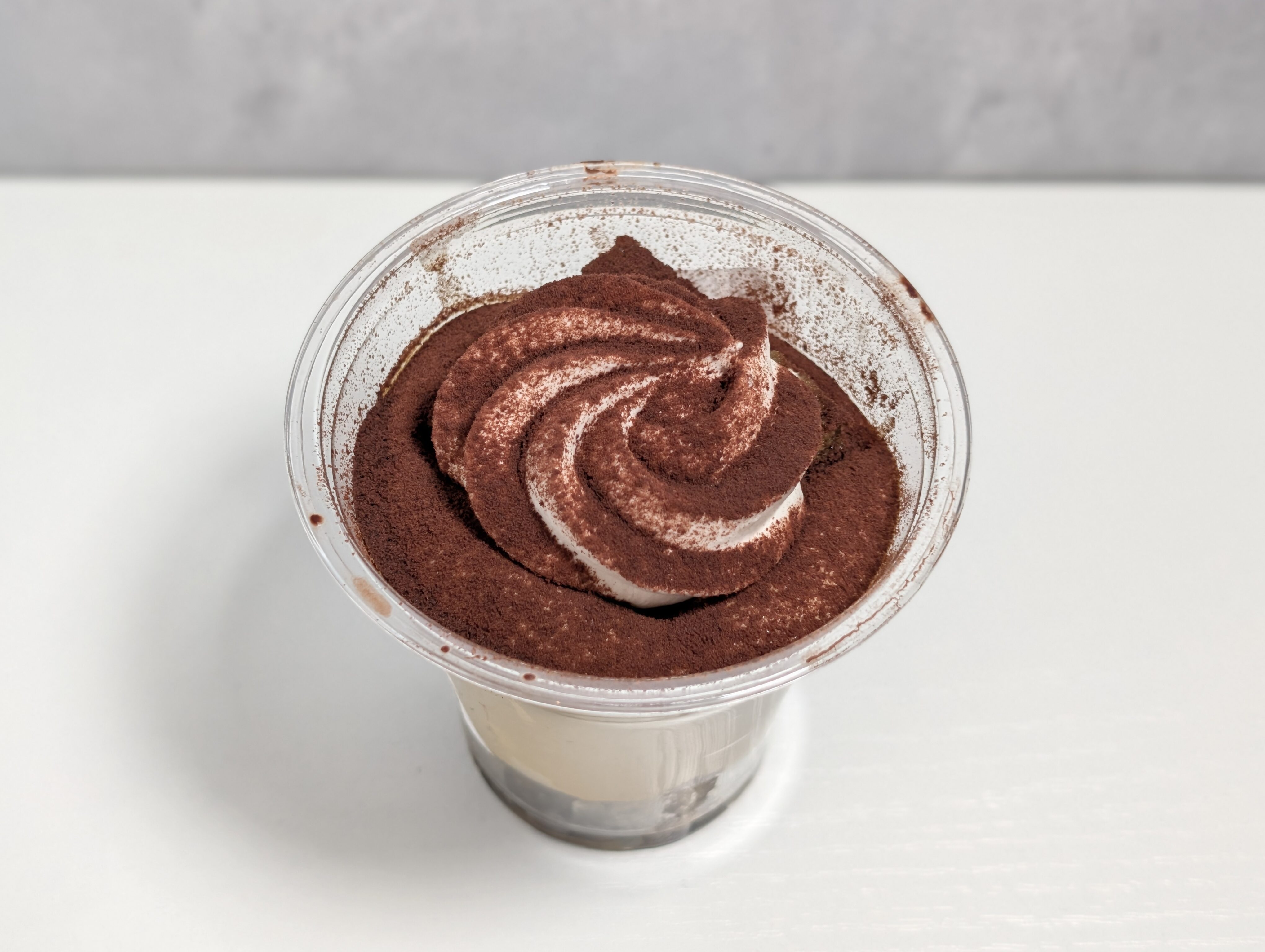 セブンイレブン、ほうじ茶に恋するティラミス (1)