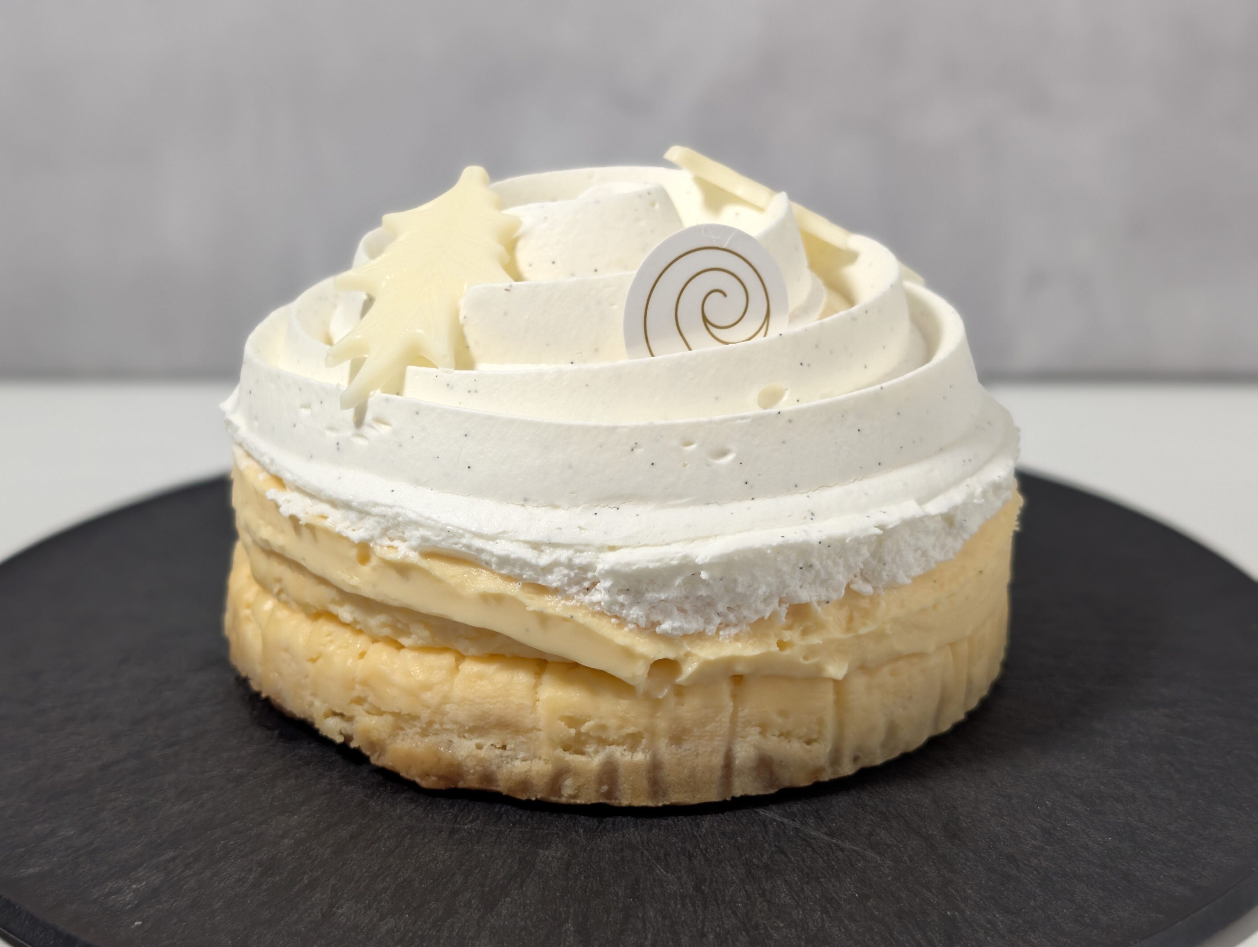 パティスリーリョーコ監修　バニラ・フロマージュ (15)